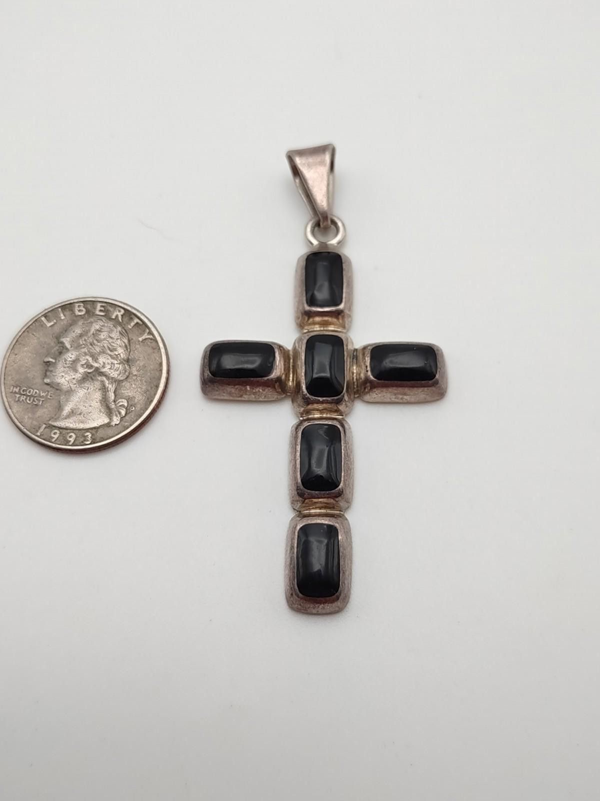 Crocs Vintage Sterling Silver & Black Onyx Modernist Cross 12g Size ONE SIZE - 2 Thumbnail