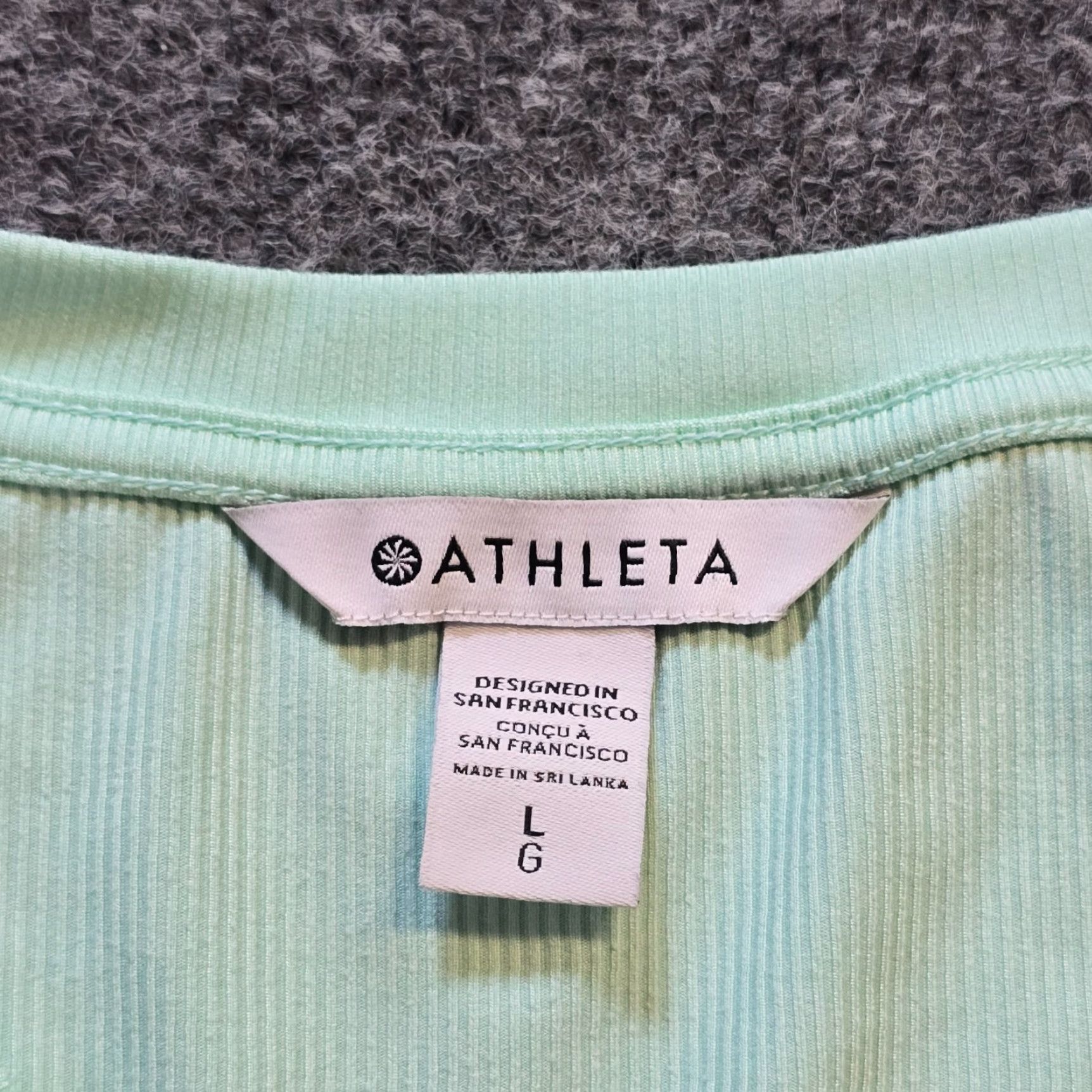 Athleta Athleta Top Womens Size Large Green Henley Ribbed Long Sleeve Stretch Casual Shirt Size L / US 10 / IT 46 - 4 Thumbnail