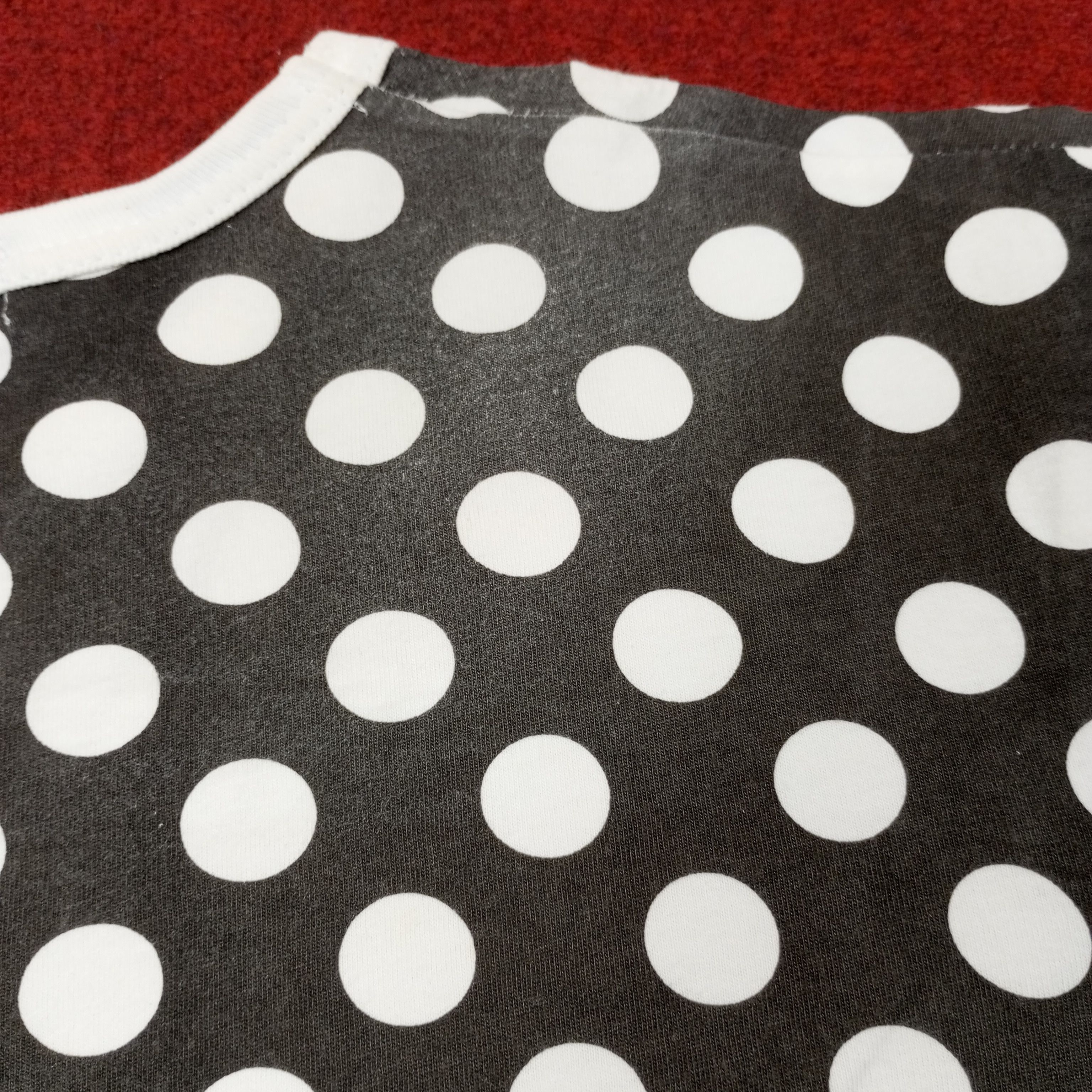 Comme des Garcons PLAY Comme des Garcons Play Fashion Brand Tshirt c249n119 Size US M / EU 48-50 / 2 - 11 Thumbnail