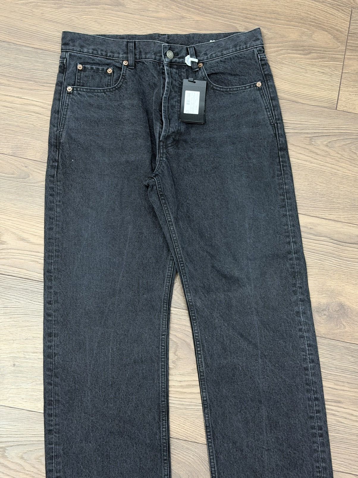 Saint Laurent Paris SAINT LAURENT Paris Straight-Leg Black Denim Jeans (Size 31) Size US 33 - 2 Thumbnail
