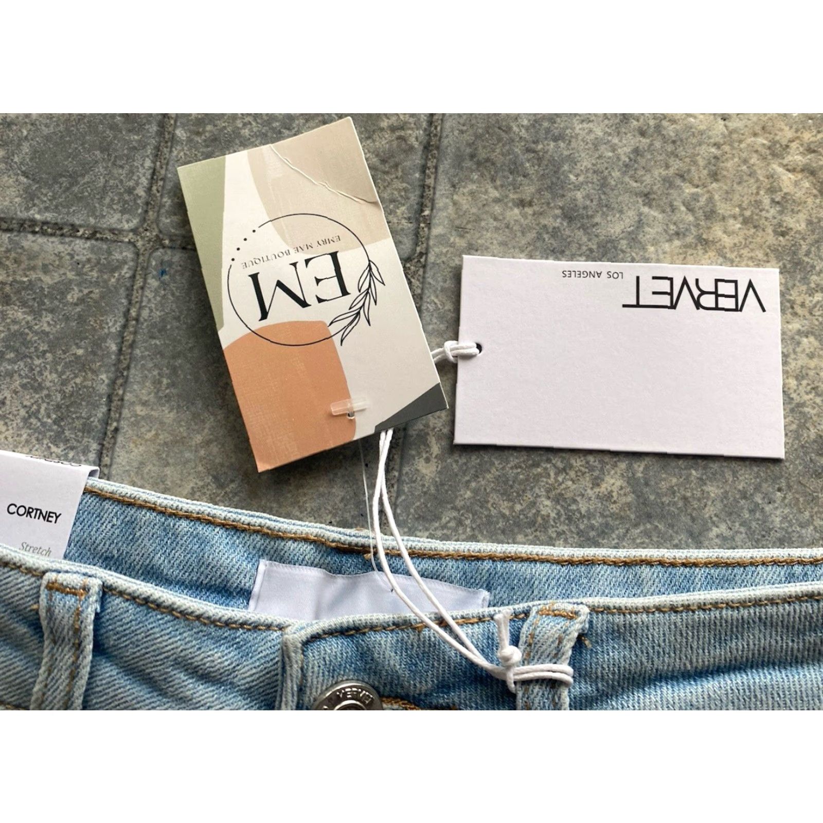 Denime Vervet Cortney Stretch Mom Shorts Women’s M Blue Denim Size 32" / US 10 / IT 46 - 5 Thumbnail