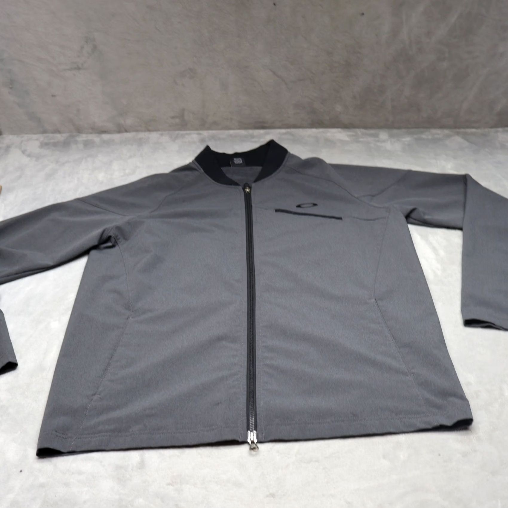 Oakley Oakley Jacket Men XL Gray Full Zip Golf Performance Regular Fit Size US XL / EU 56 / 4 - 2 Thumbnail