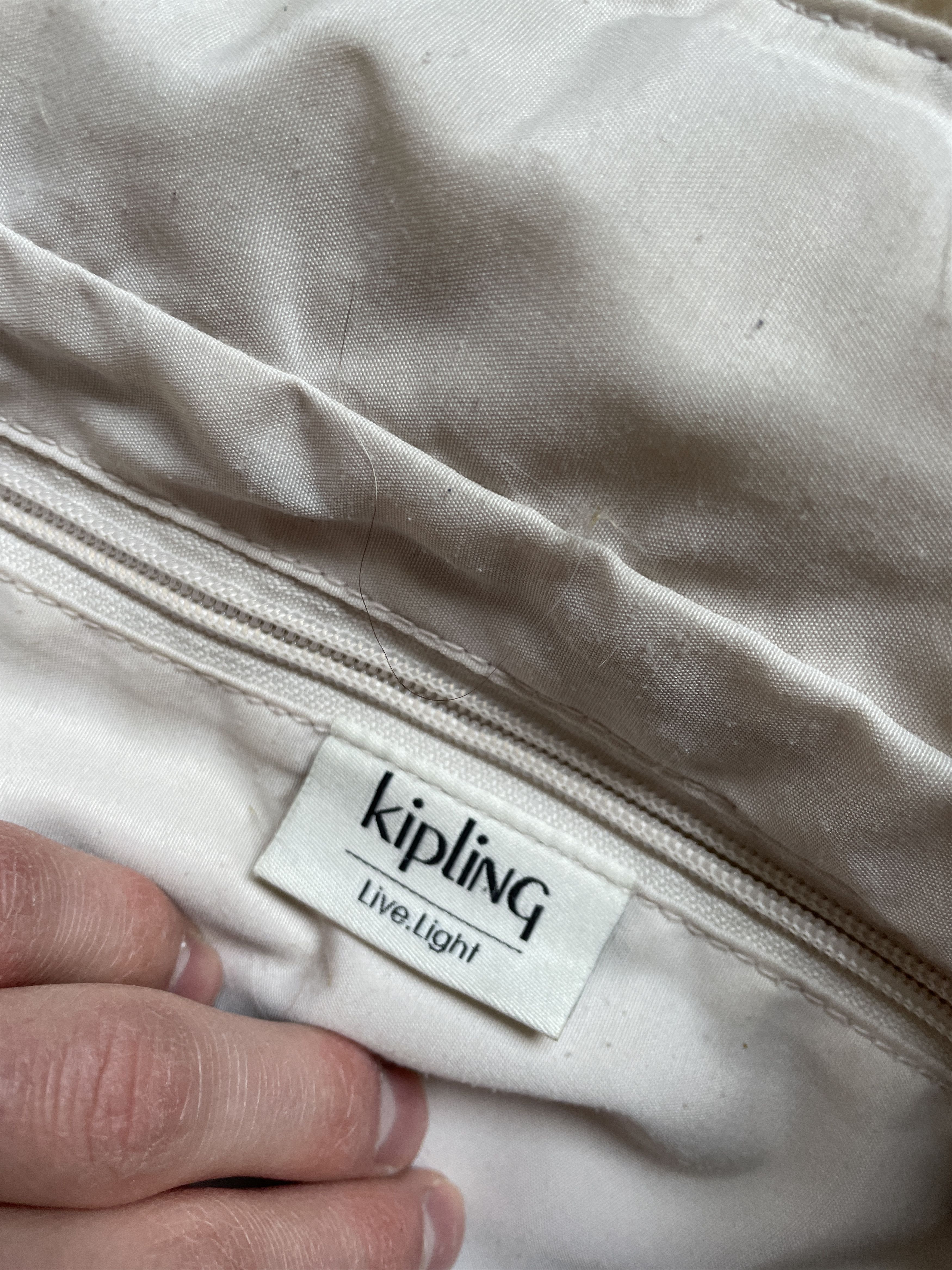Vintage Y2K KIPLING EARTH TONE BEIGE NYLON SHOULDER BAG Size ONE SIZE - 4 Thumbnail
