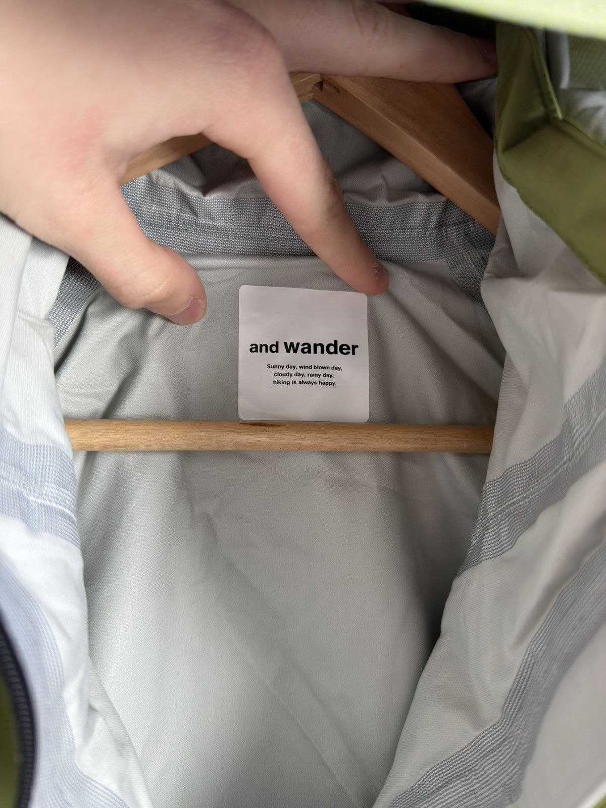 And Wander And Wander Pertex Hooded Jacket Olive Green Technical Shell Size US L / EU 52-54 / 3 - 11 Thumbnail
