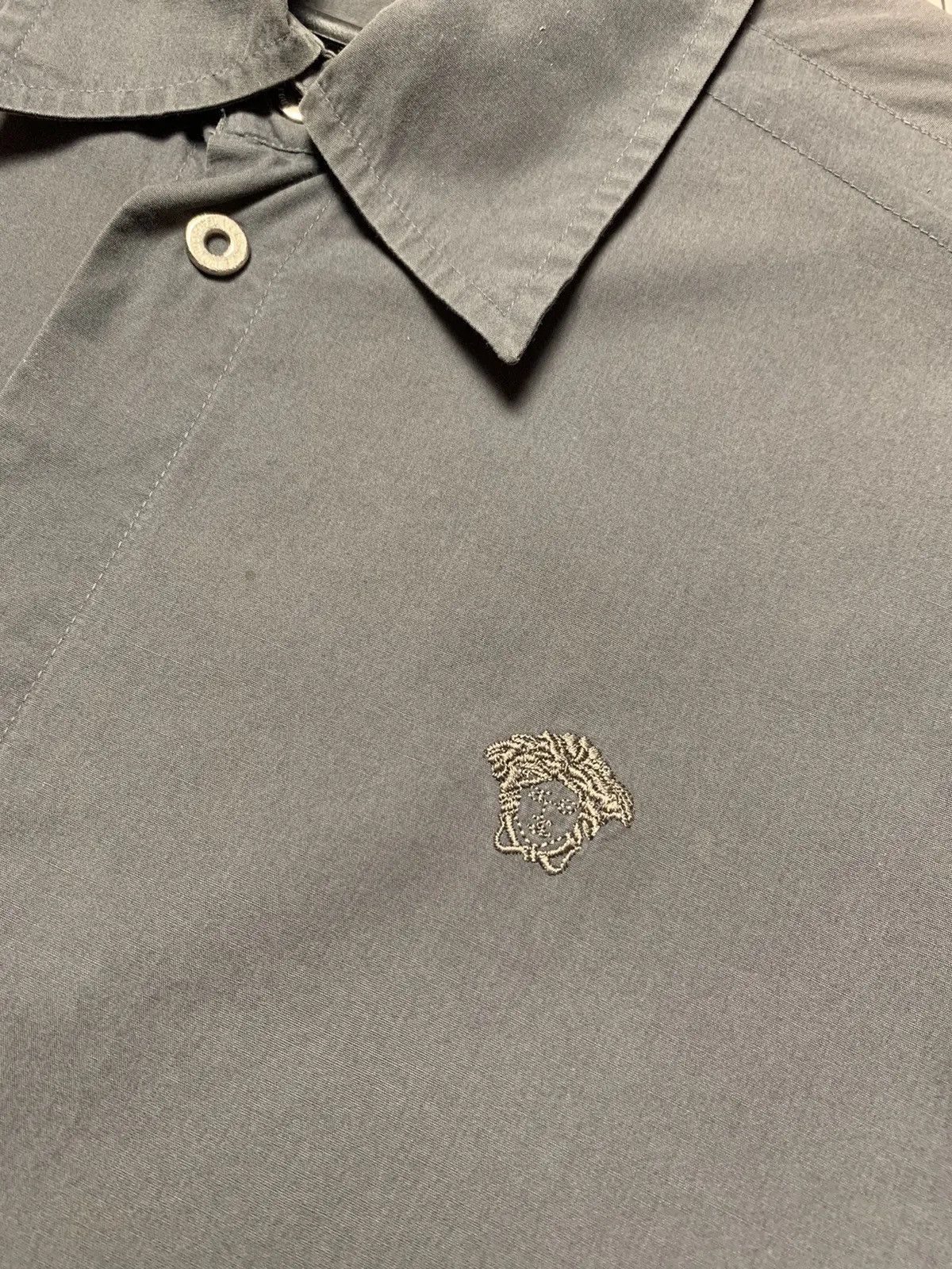 Versace Jeans Couture Vintage Versace jeans couture shirt logo size L Size US L / EU 52-54 / 3 - 4 Thumbnail