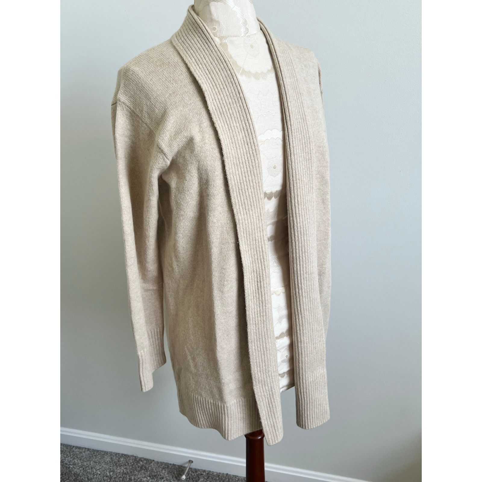 Banana Republic Banana Republic Long Sleeve Cotton Blend Cardigan NWT Medium Size M / US 6-8 / IT 42-44 - 2 Thumbnail