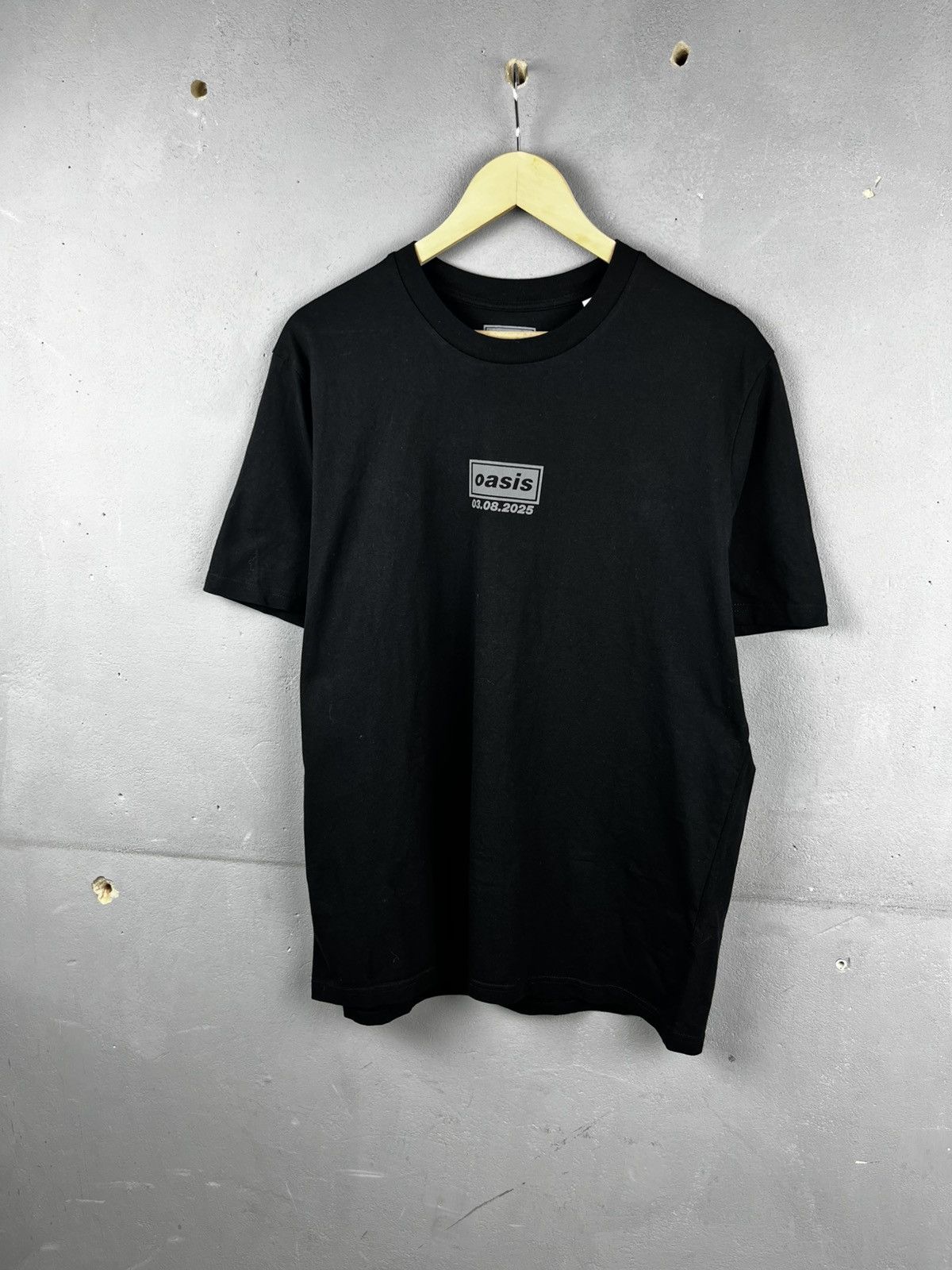 Band Tees Rare Oasis Band Logo 26.07.2025 London Concert Tour Shirt Size US L / EU 52-54 / 3 - 2 Thumbnail