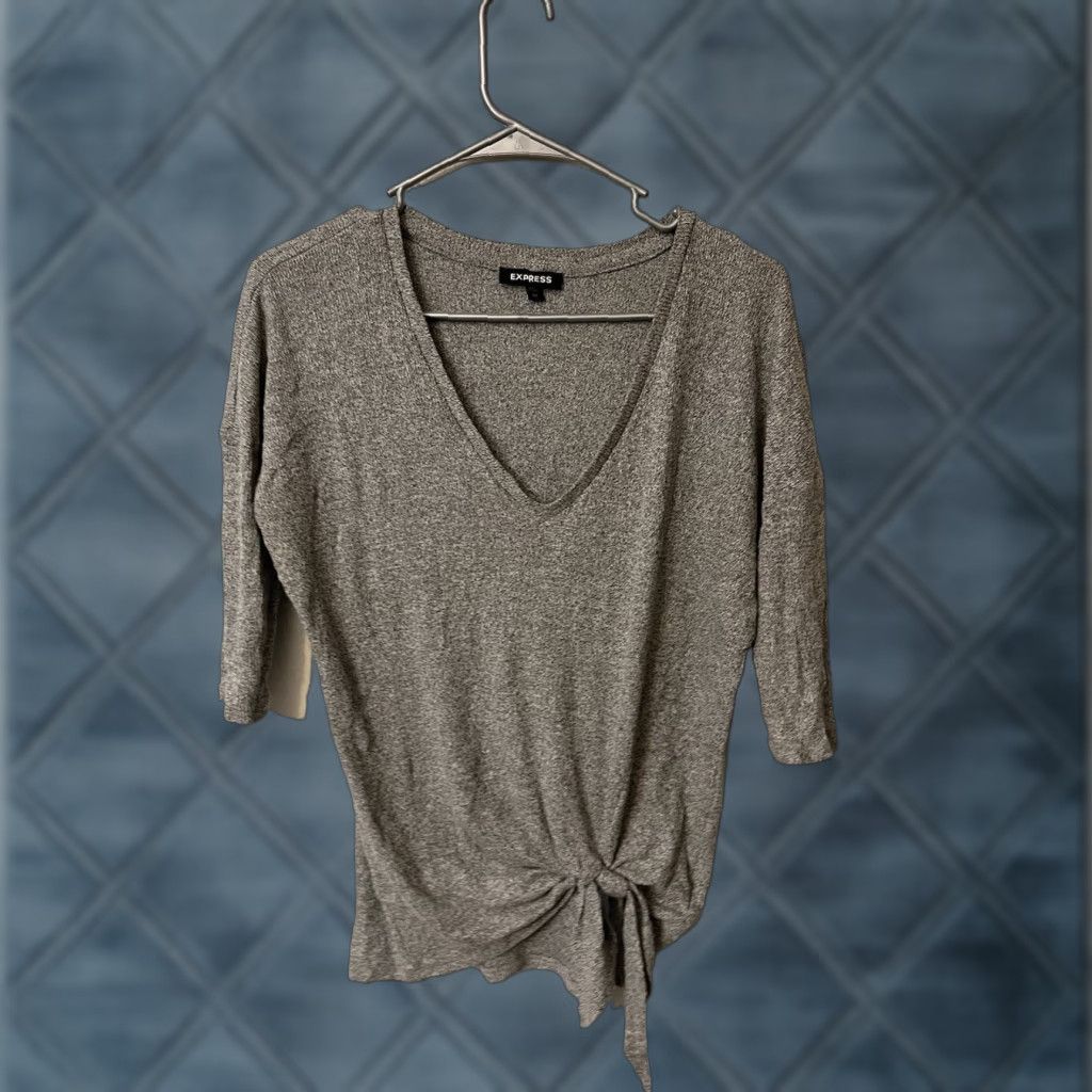 Express Express Sweater XS 3/4 Sleeve Gray Women Pullover Knots Knot Sleeve 3/4 Express Gray XS Womens Pullover Sweater Size XS / US 0-2 / IT 36-38 - 1 Thumbnail