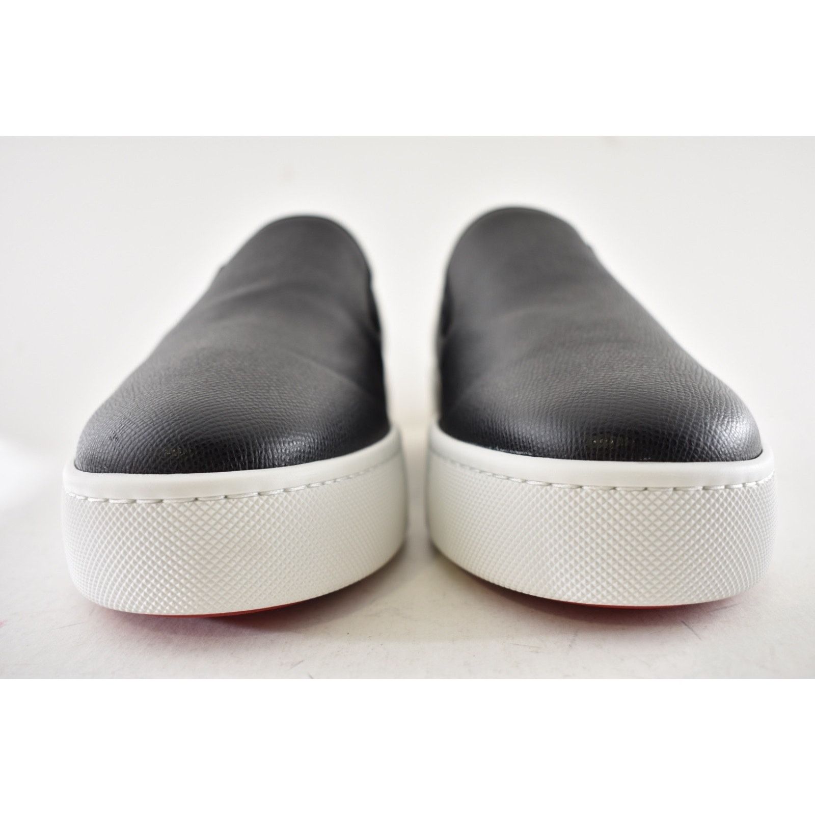 Christian Louboutin Christian Louboutin Mens Boatissimo Flat Black Leather Size US 9 / EU 42 - 12 Thumbnail