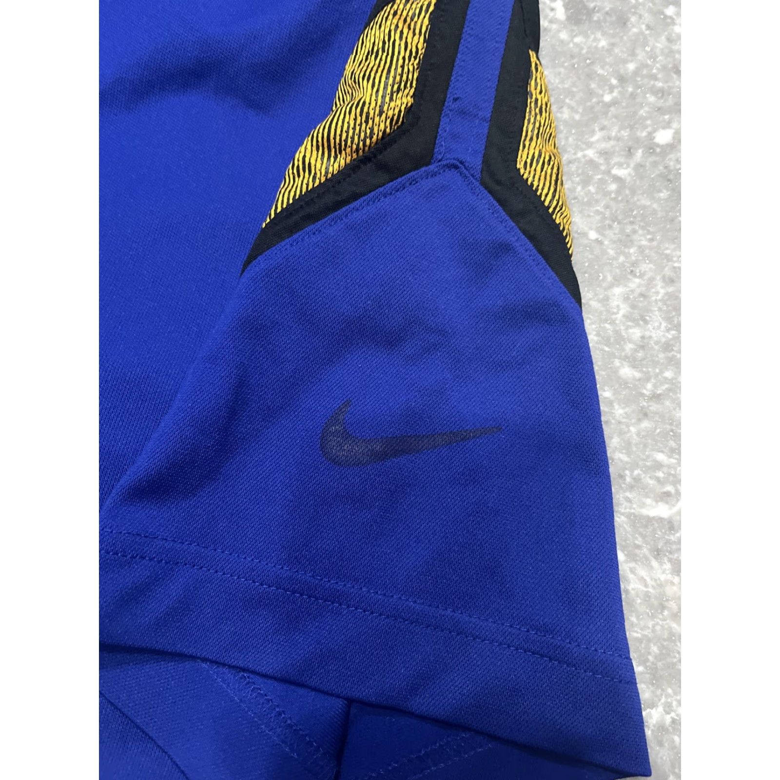 Nike VINTAGE Nike Kobe Bryant Shorts Lakers Purple Yellow Mamba S Mens Sports Size US 29 - 3 Thumbnail