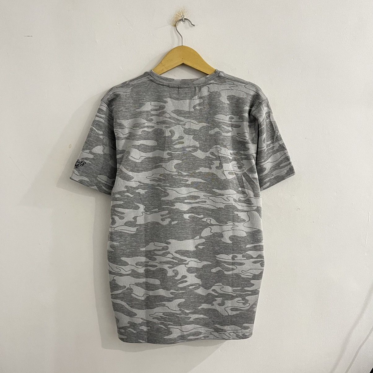 Norton Norton England Camo Vneck Tee Size US XL / EU 56 / 4 - 7 Thumbnail