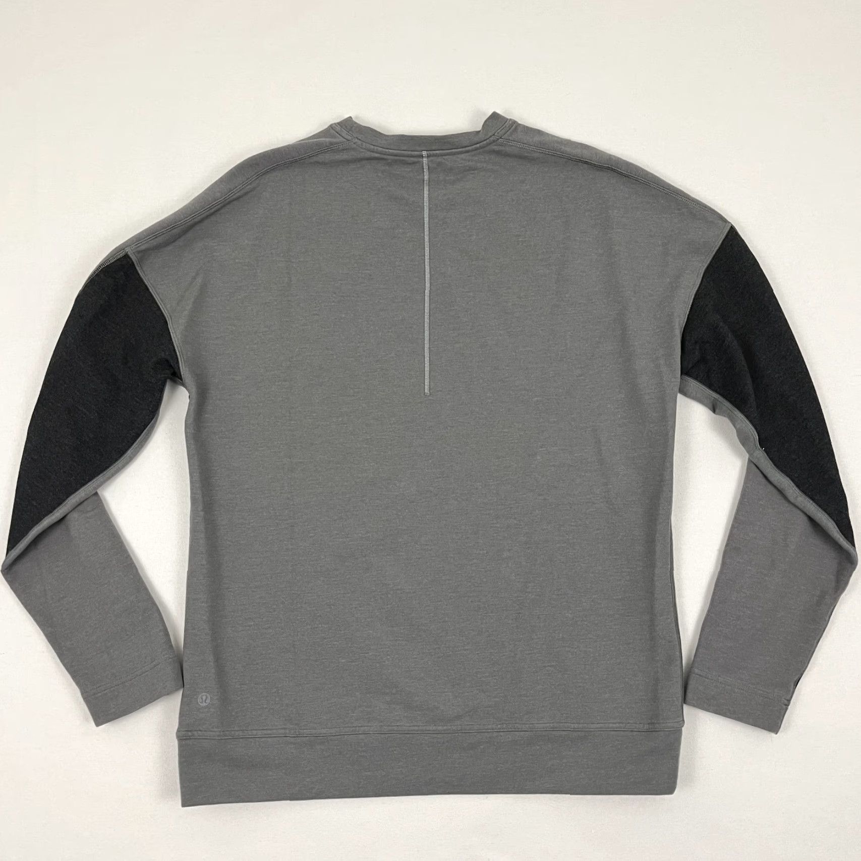 Lululemon Lululemon Sweatshirt Mens Large Gray Active Crewneck Athleisure Casual Lounge Size US L / EU 52-54 / 3 - 2 Thumbnail