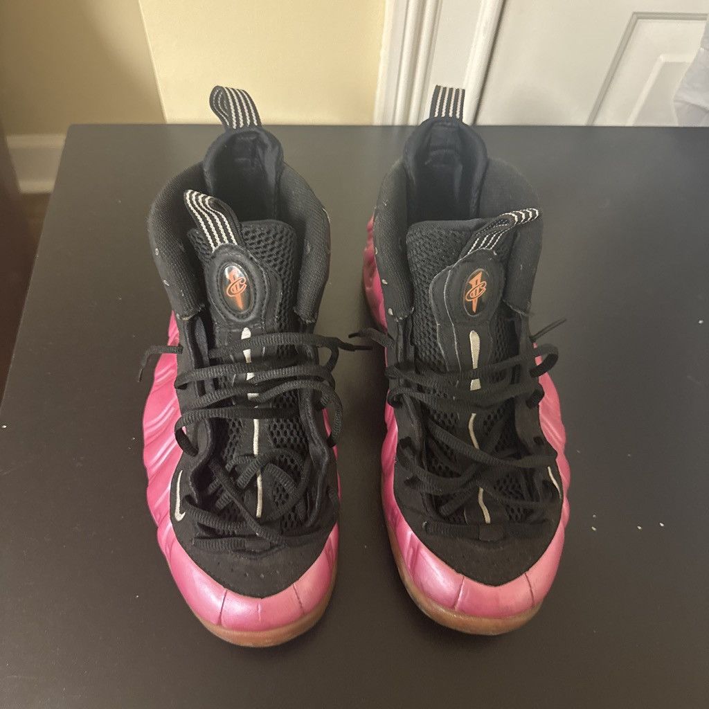 Nike Nike Foamposite One Pearlized Pink Size US 9.5 / EU 42-43 - 4 Thumbnail