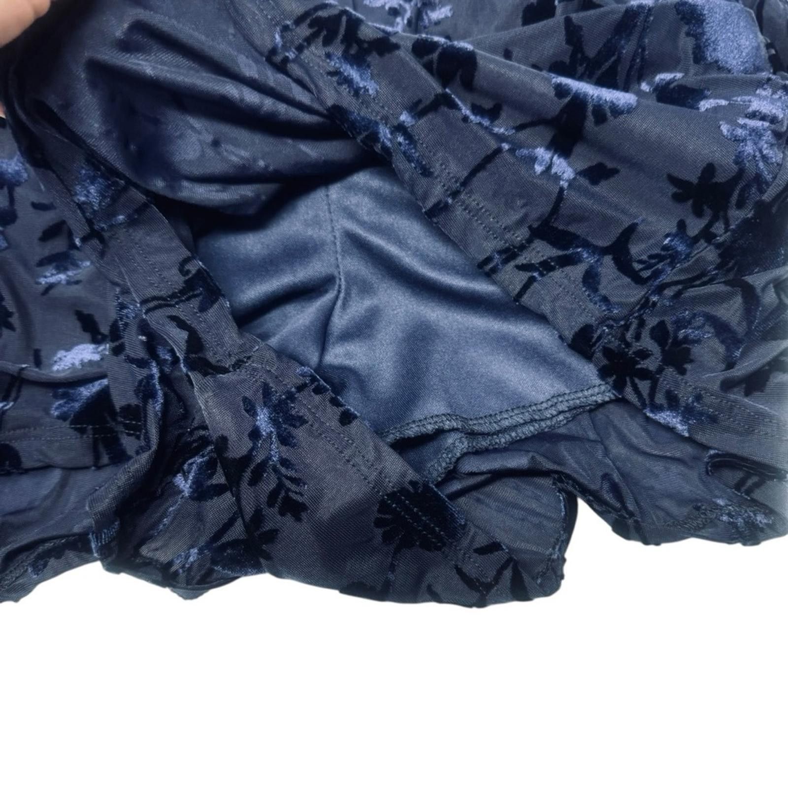 Designer Peppermint. Navy Blue Velvet Burnout Romper. Size Small. Size 28" / US 6 / IT 42 - 10 Thumbnail