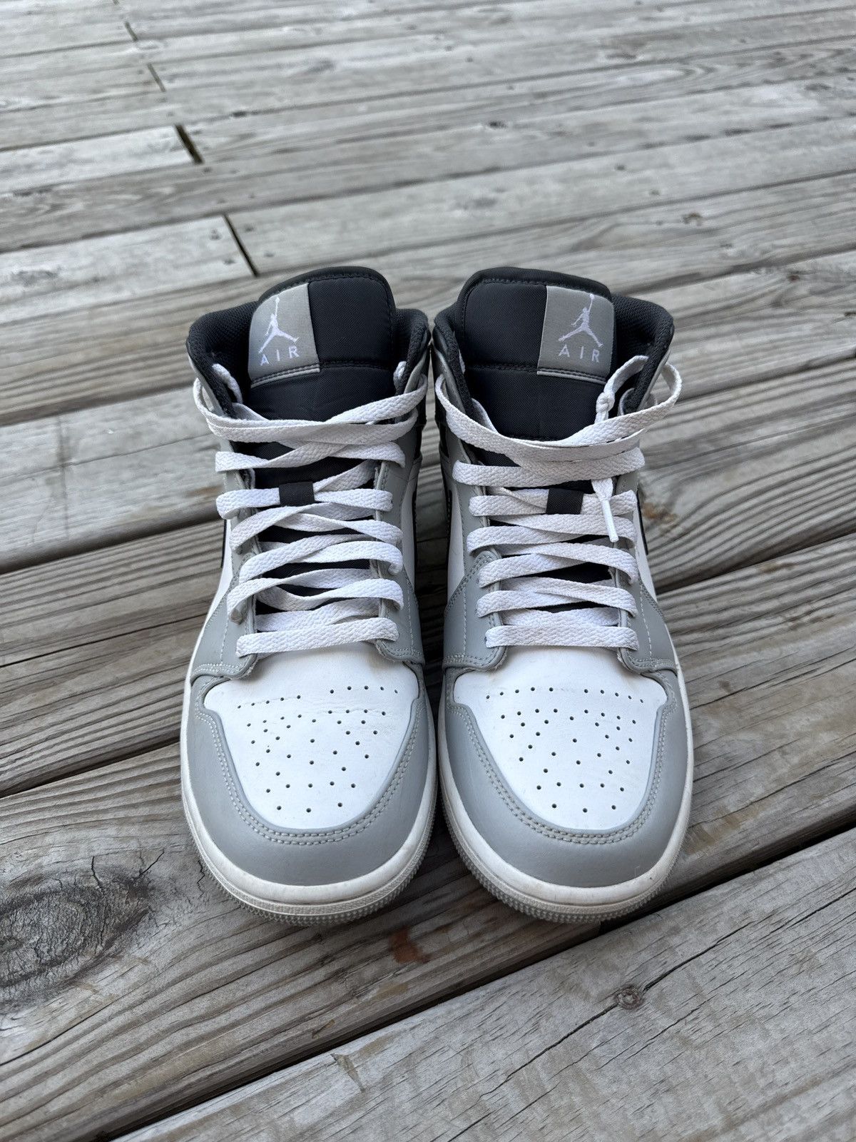 Jordan Brand Jordan 1 Mid Light Smoke Grey Size US 9.5 / EU 42-43 - 4 Thumbnail