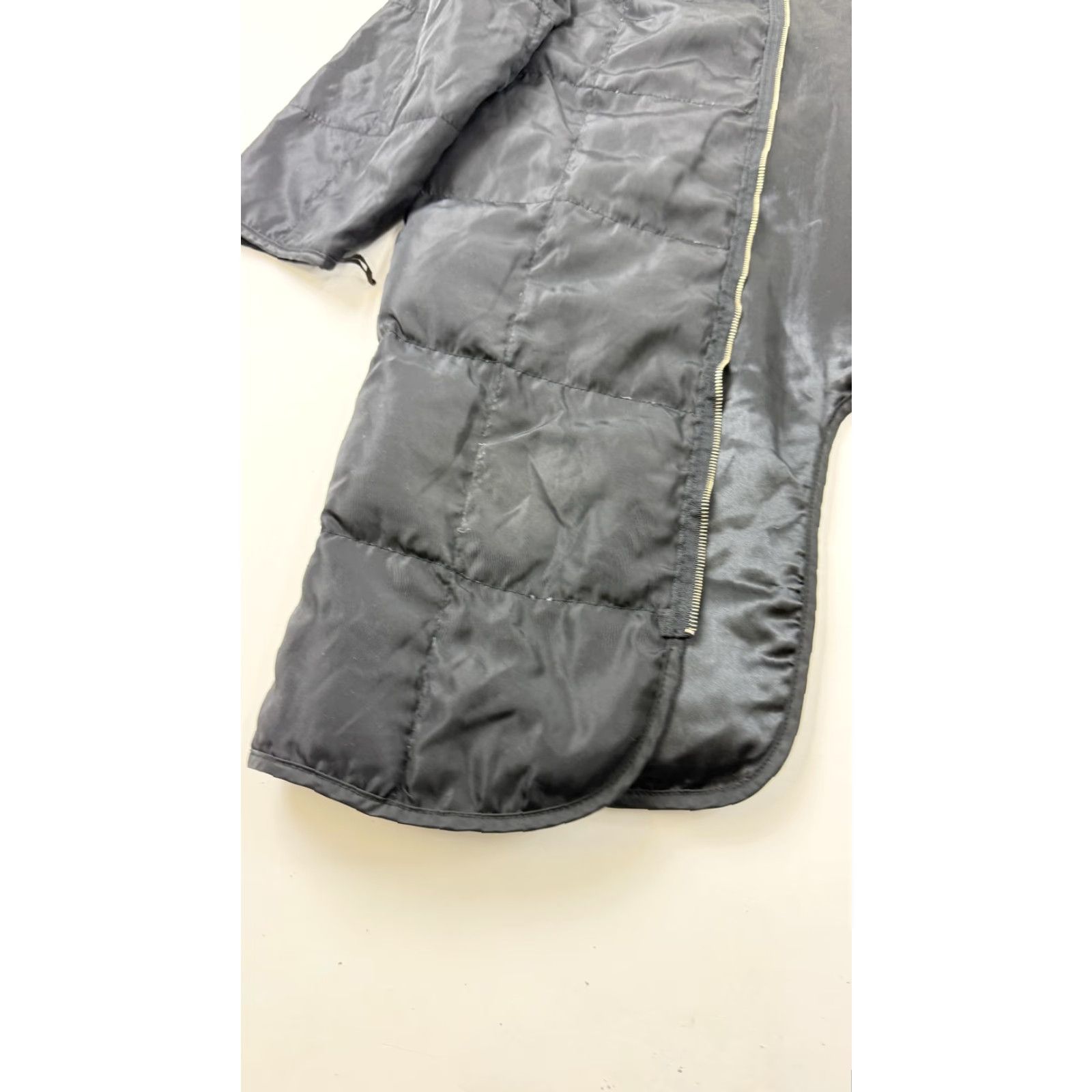 Eddie Bauer Vintage Eddie Bauer Jacket Liner Black Small Adult Quilted Long 80s Size US S / EU 44-46 / 1 - 3 Thumbnail