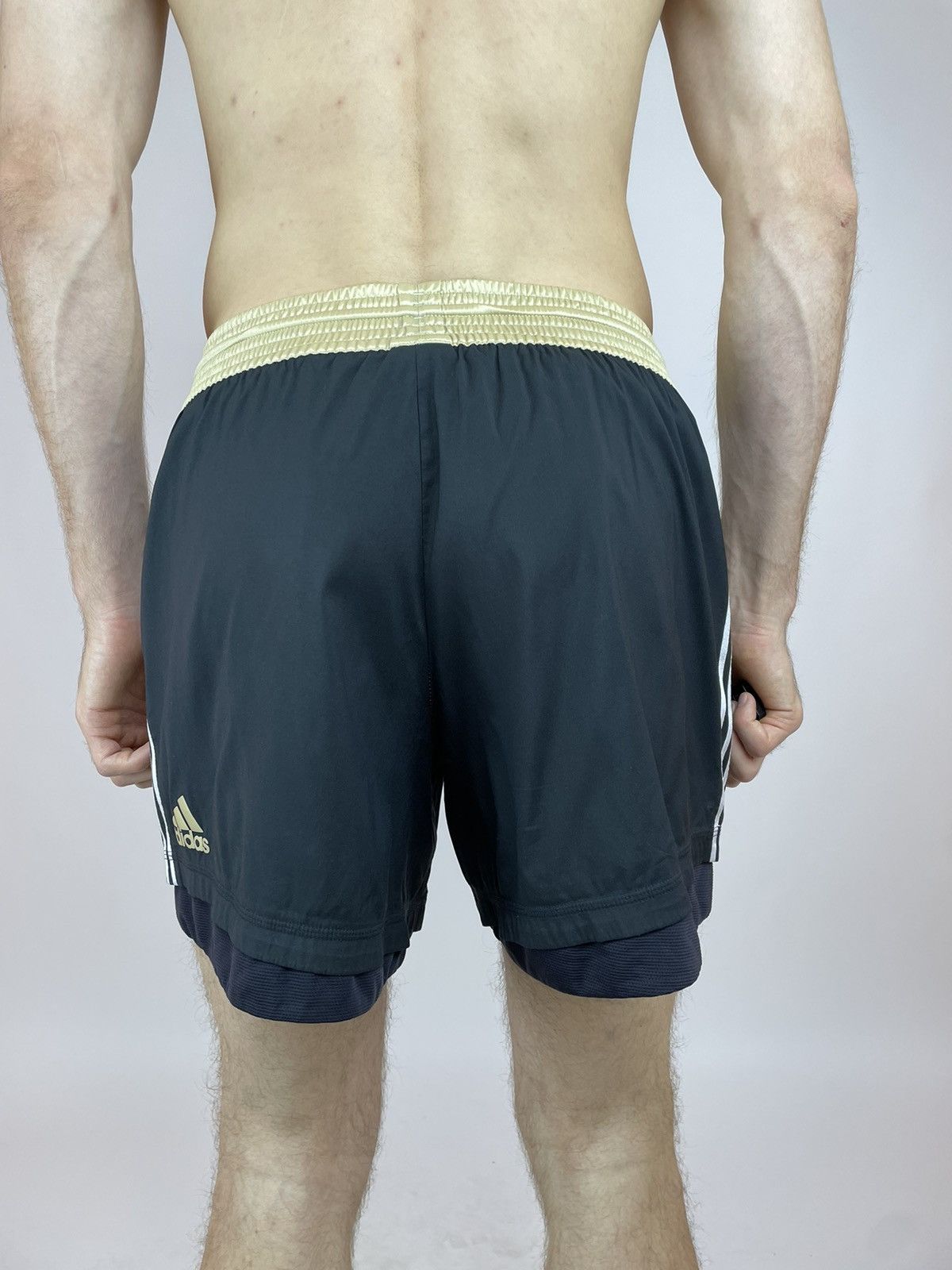 Adidas Adidas DEUTSCHER FUSSBALL BUND Soccers Shorts Mens size L Size US 32 / EU 48 - 8 Thumbnail