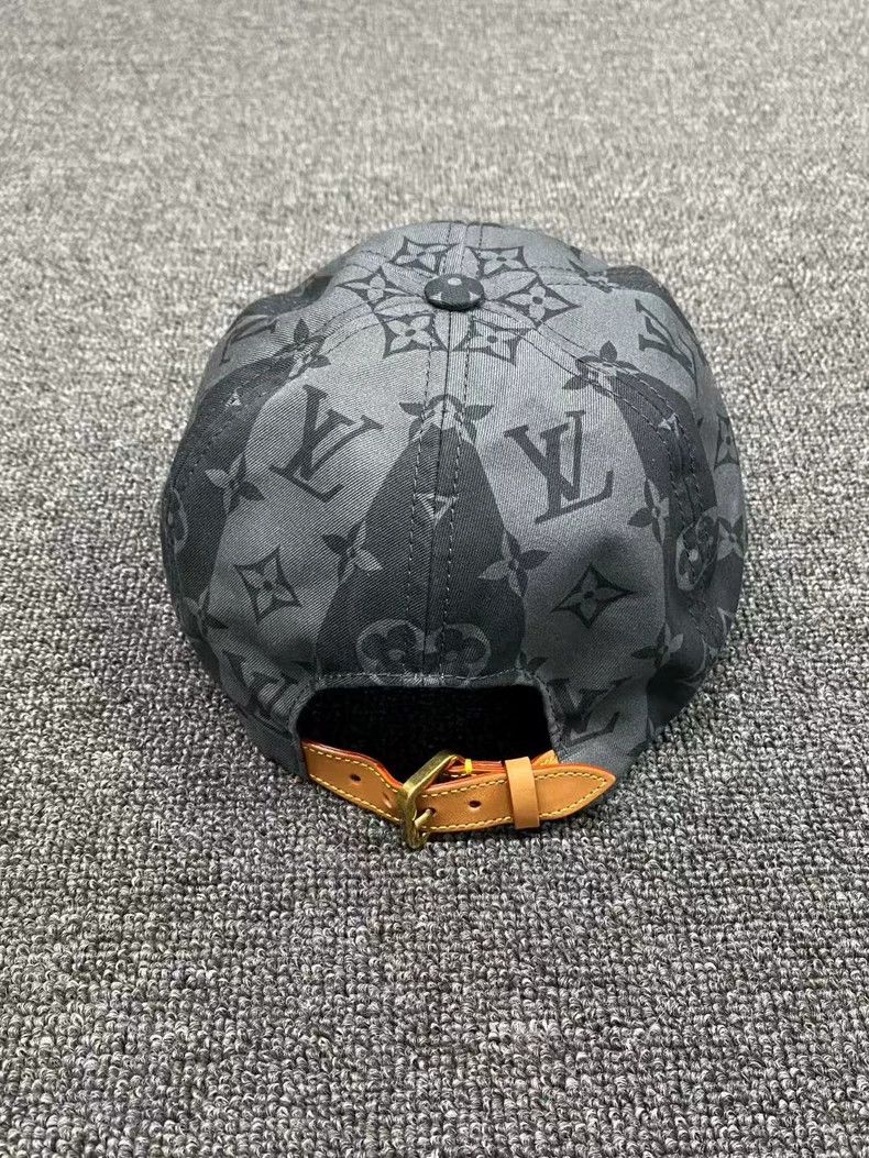 Louis Vuitton Louis Vuitton Nigo hat 2501-Nextarrow Size ONE SIZE - 4 Thumbnail