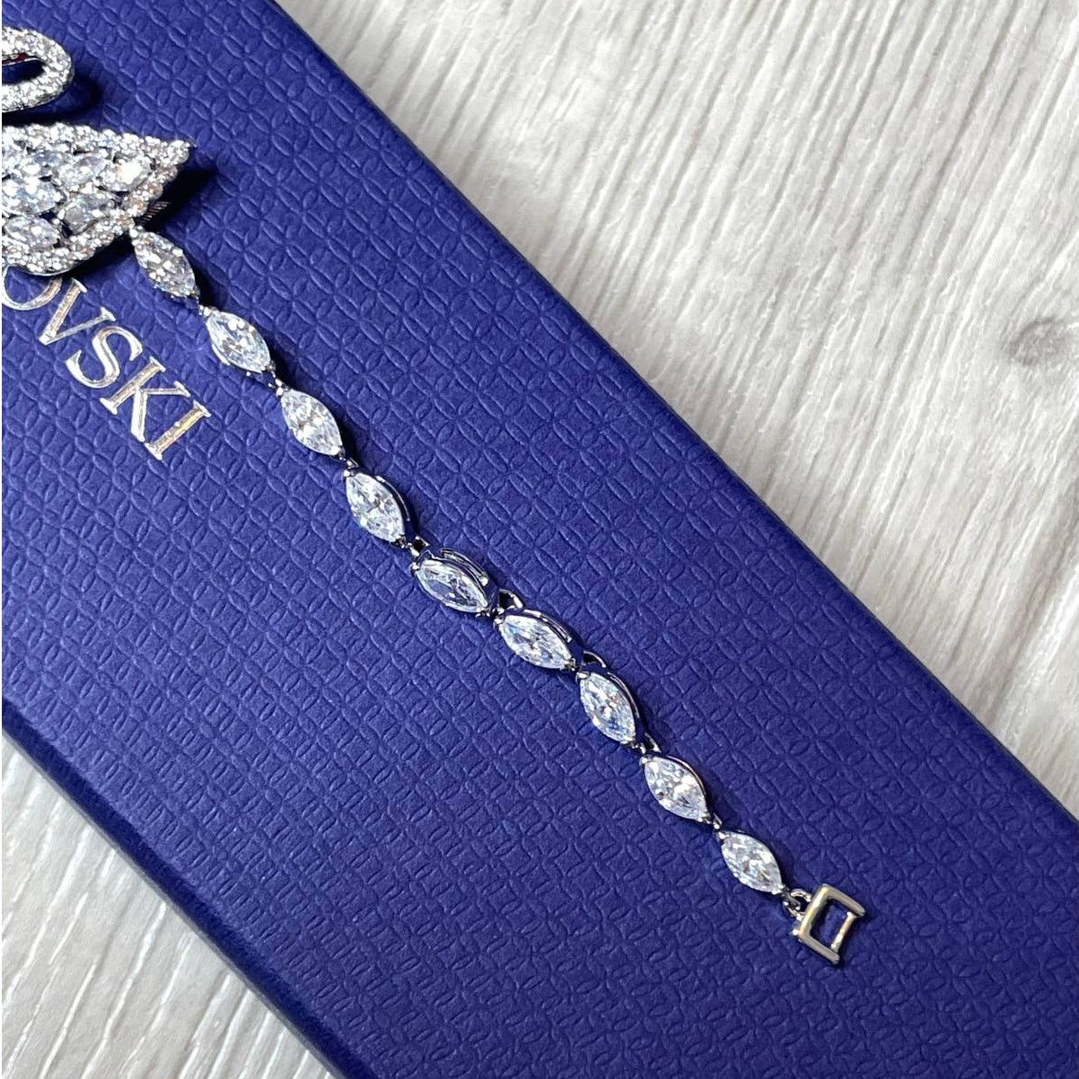 Swarovski Swarovski Swan White Rhodium Bath Bracelet Medium Size ONE SIZE - 5 Thumbnail