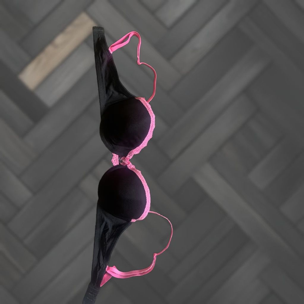 Fruit Of The Loom Fruit Of The Loom Bra 34C Black Pink Lace Women Underwire 34C Colorful N/A Womens Size ONE SIZE - 1 Thumbnail