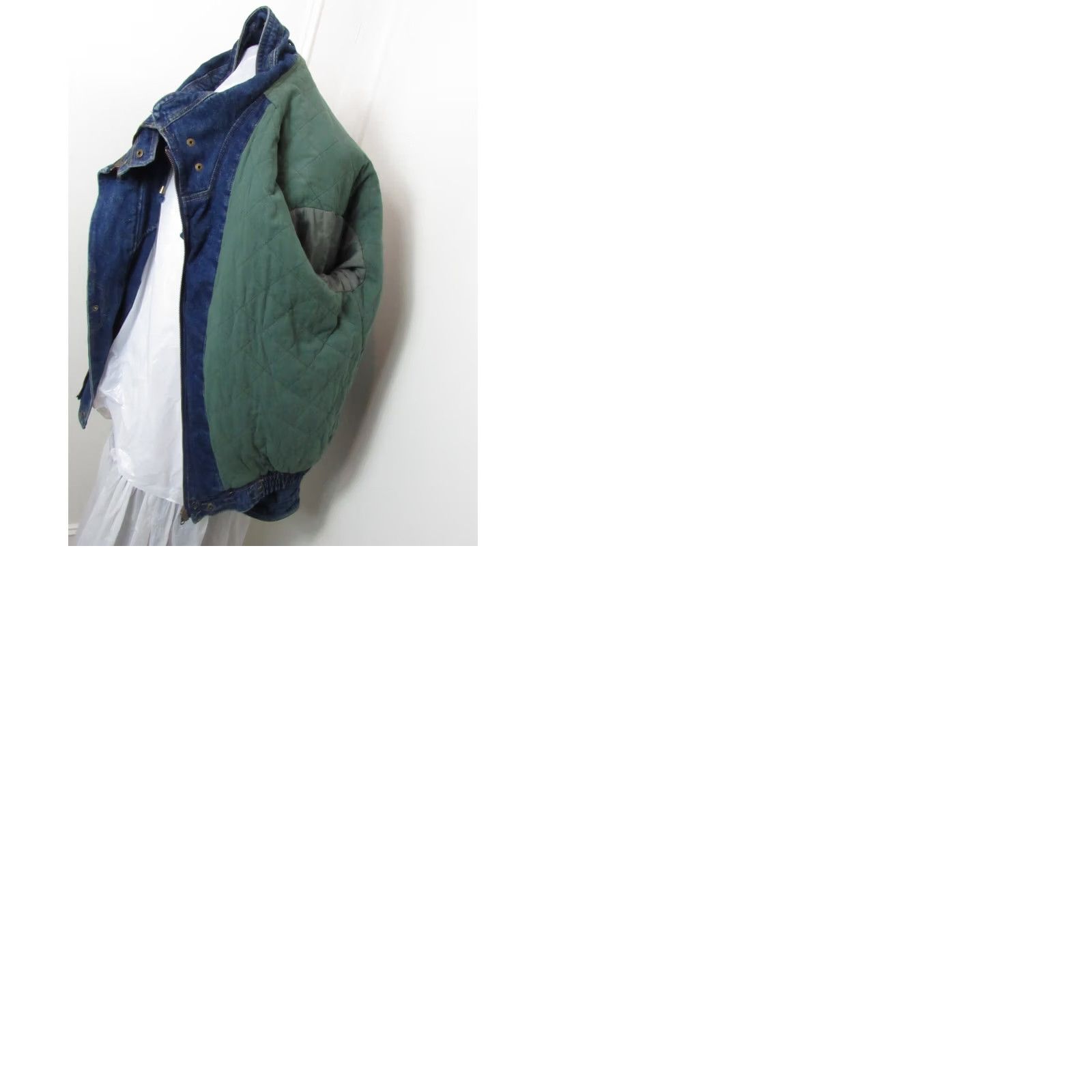 Denime VINTAGE Todays News Denim Jean Jacket Lined Quilted Men L Blue 80s Grunge Bomber Jacket Mens Vest? Size US 33 - 10 Thumbnail