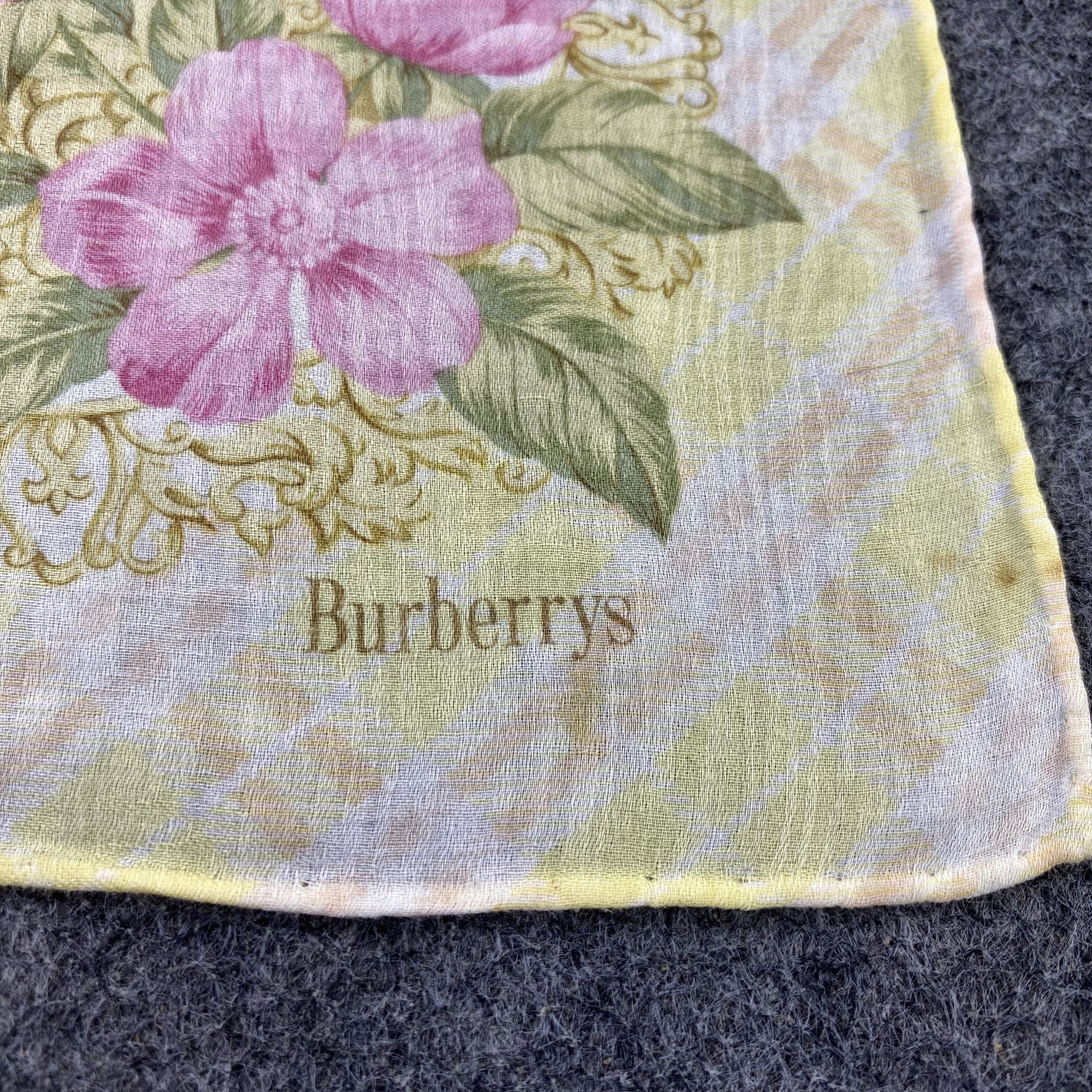 Burberry Burberry Handkerchief Neckerchief Bandana-B1842 Size ONE SIZE - 7 Thumbnail