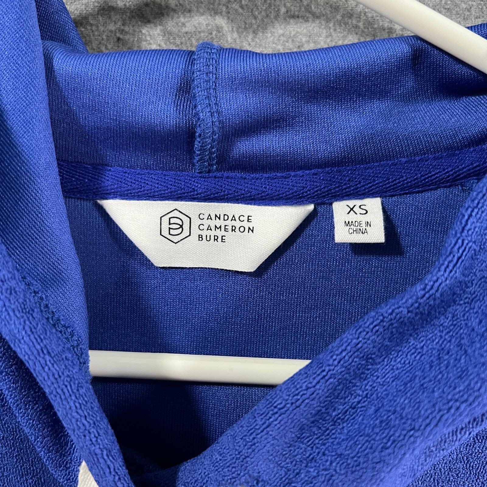 Other Candace Cameron Bure Terry Cloth Short-Sleeve Hoodie Size XS / US 0-2 / IT 36-38 - 3 Thumbnail