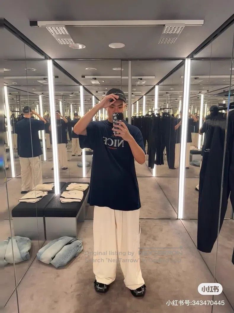 Balenciaga Balenciaga Short Sleeve Size US M / EU 48-50 / 2 - 5 Thumbnail