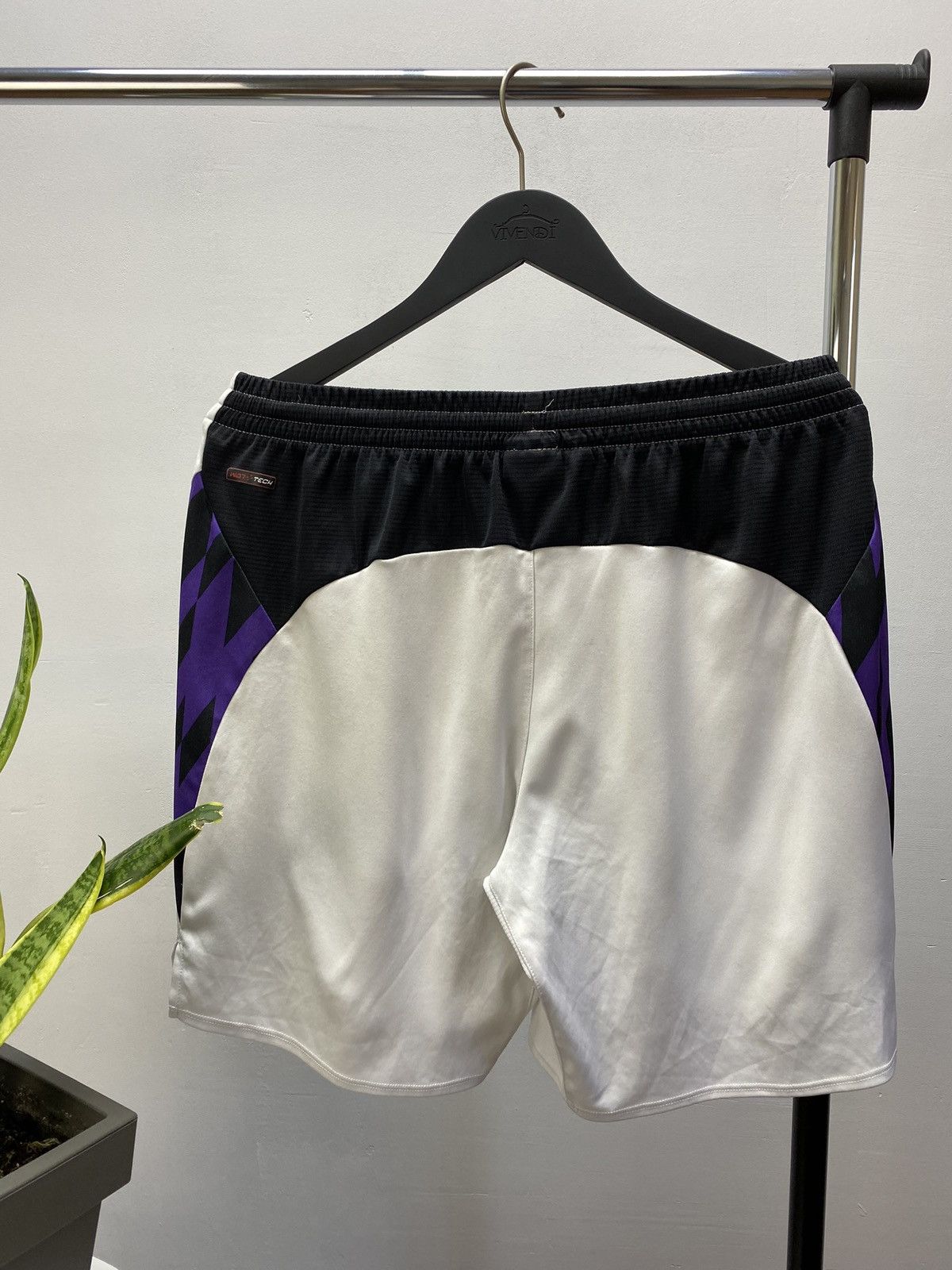 Warrior Liverpool 2013 2014 Third Soccer Shorts Warrior Size US 32 / EU 48 - 12 Thumbnail