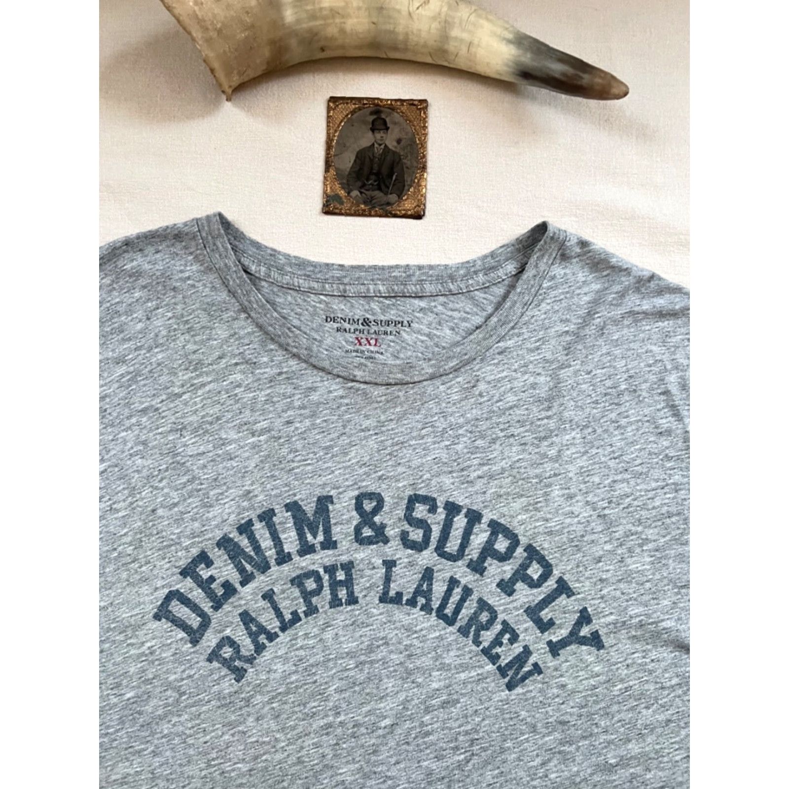Ralph Lauren VINTAGE Denim & Supply Ralph Lauren T-Shirt XL-2XL Grey Marl Graphic Print College Varsity Logo Slim Fit Short Sleeve Crew Neck Men Size US XXL / EU 58 / 5 - 3 Thumbnail
