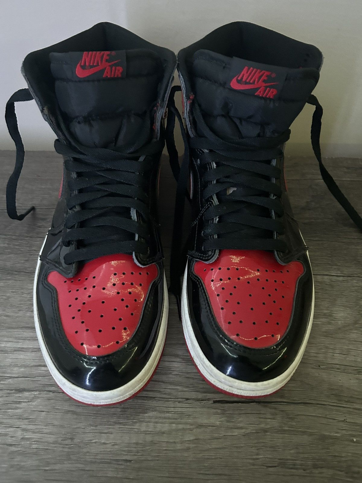 Jordan Brand Air Jordan 1 Retro High OG 'Patent Bred' Size US 9.5 / EU 42-43 - 1 Thumbnail