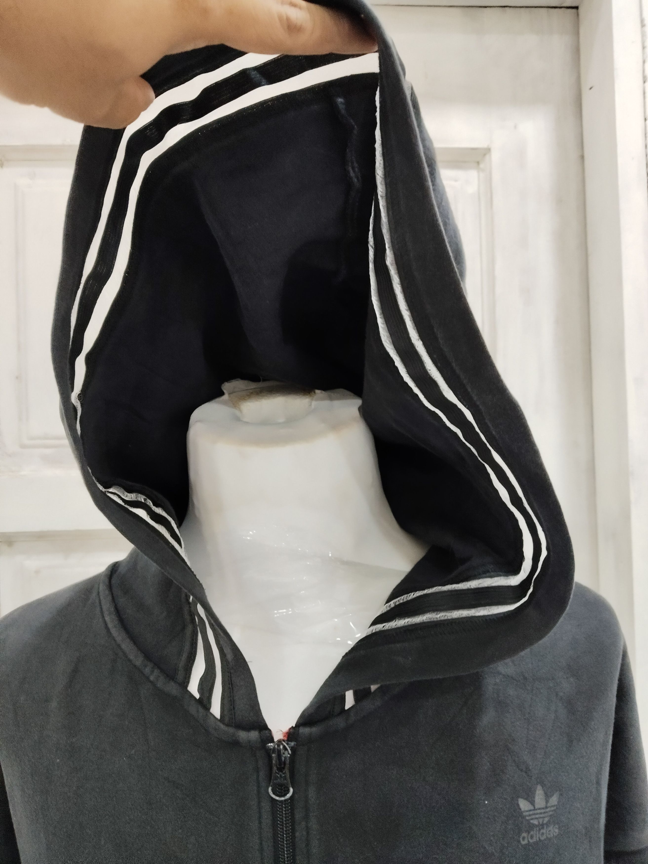Adidas × Vintage Adidas Embroidery Logo Hoodie Sweatshirt Size US L / EU 52-54 / 3 - 4 Thumbnail