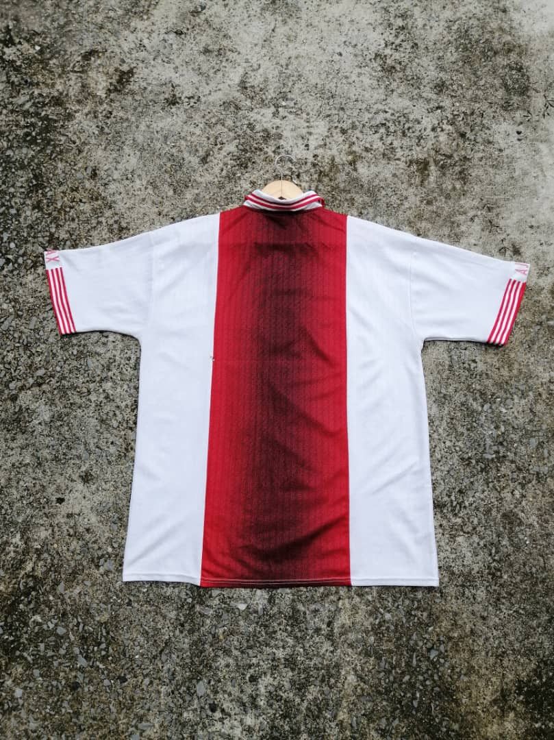 Umbro × Vintage Vintage 90s Umbro Ajax Amsterdam 94/95 Home Jersey Size US L / EU 52-54 / 3 - 5 Thumbnail