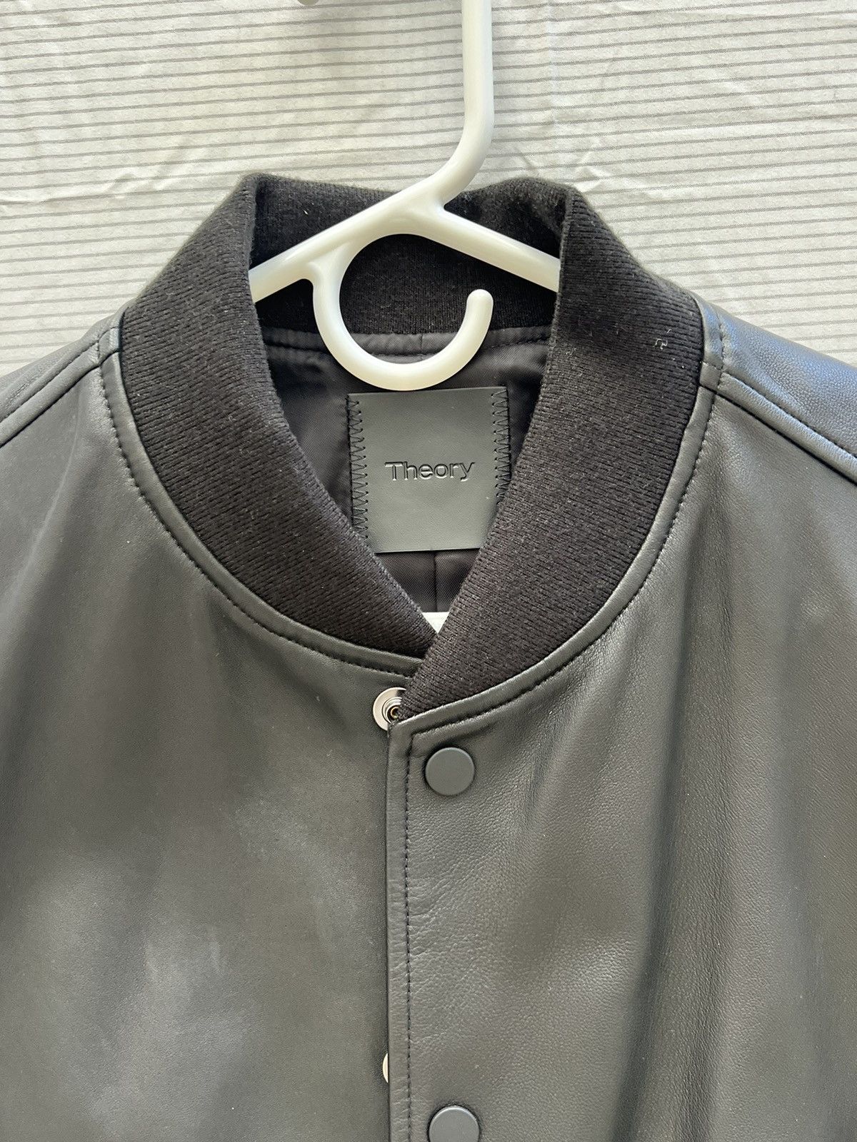Theory Theory Men’s Lambskin Leather Bomber Size US XS / EU 42 / 0 - 5 Thumbnail