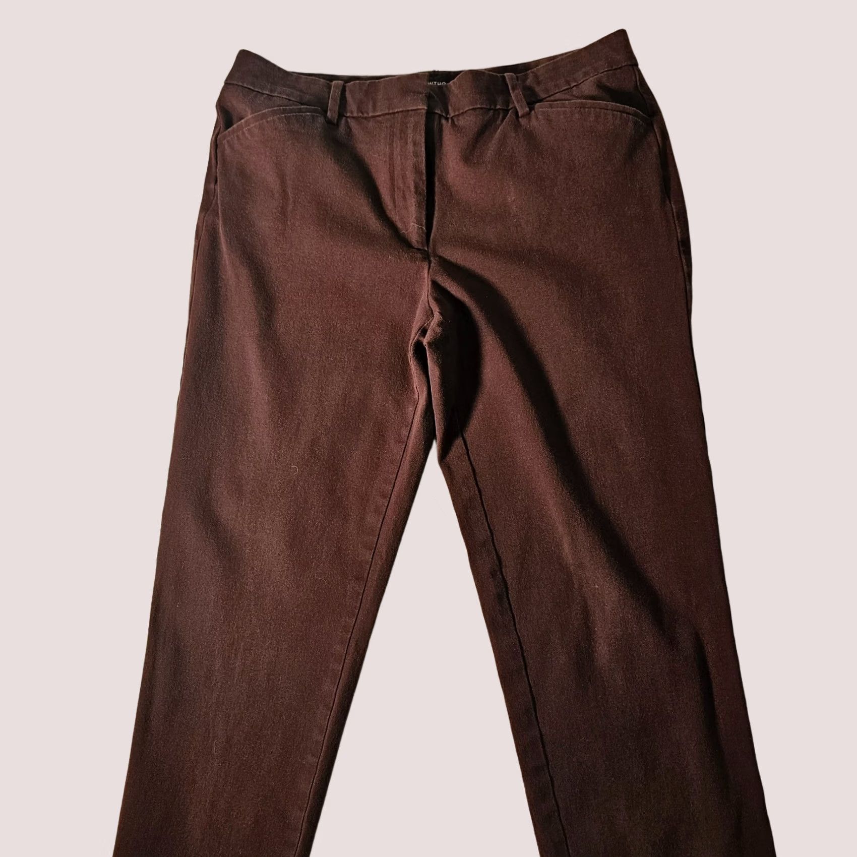 Vintage 41 Hawthorne Wine Straight Leg Chino Pants Women's Size 10 Cropped Dressy Career Professional Suiting Material Blend Stretch Closet Ready Size 32" / US 10 / IT 46 - 1 Thumbnail