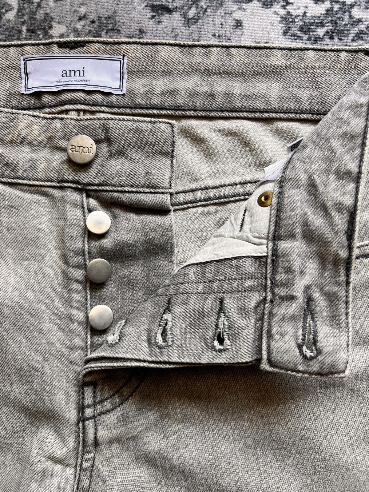 AMI AMI Beige Acid Wash Jeans Size US 32 / EU 48 - 6 Thumbnail