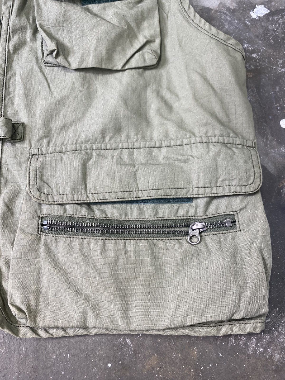 The North Face Rare Vintage The North Face Vest Multi pocket Jacket Size US L / EU 52-54 / 3 - 5 Thumbnail