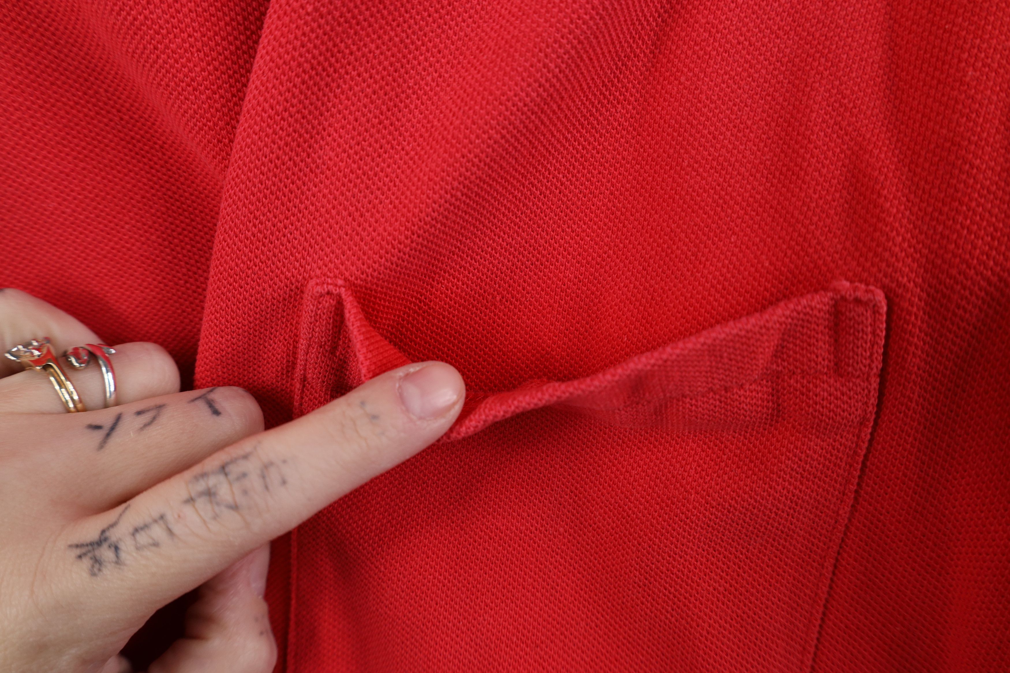 Banana Republic Vintage 90s Banana Republic Safari Knit Baggy T-Shirt Red Size US S / EU 44-46 / 1 - 4 Thumbnail