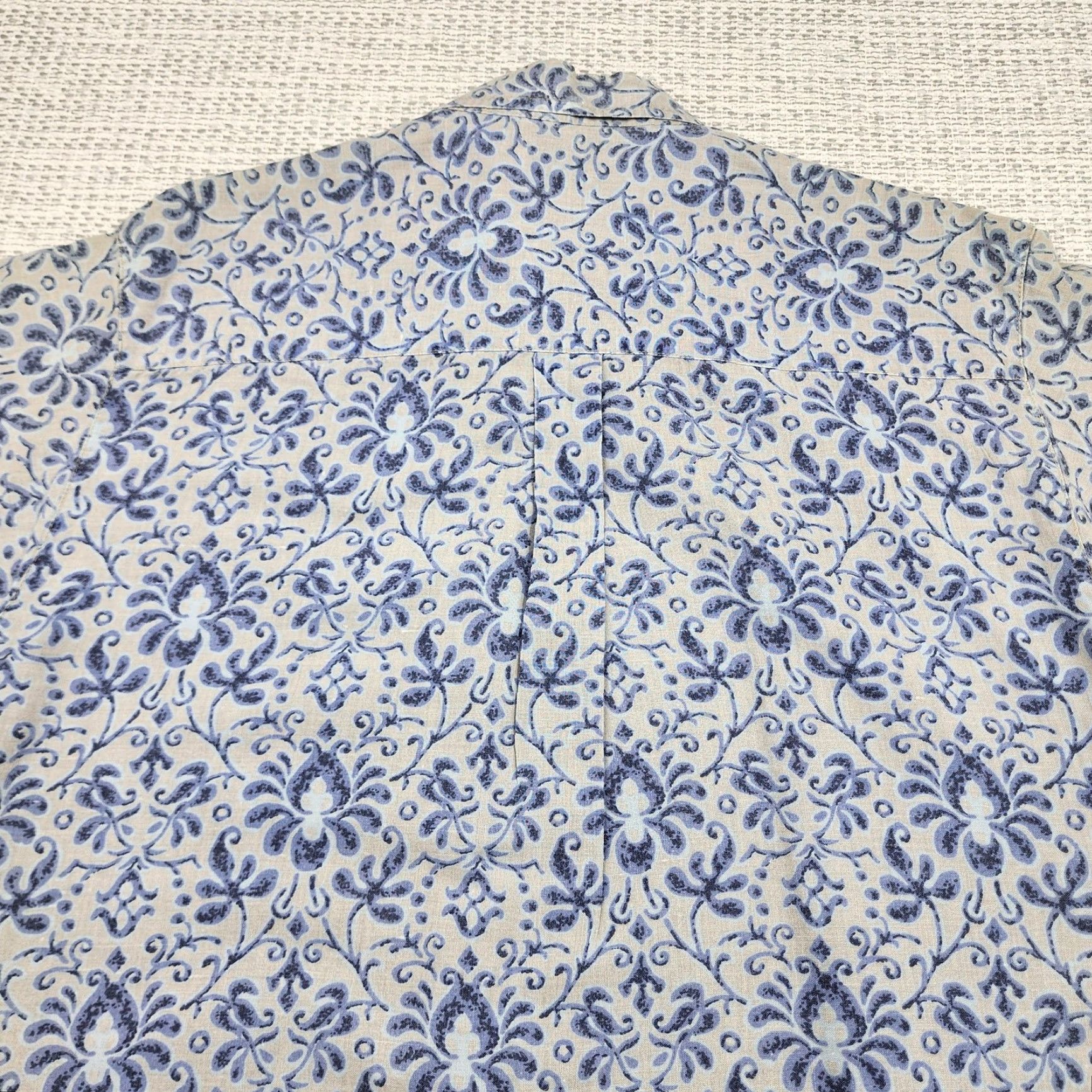 Bugle Boy VINTAGE Bugle Boy Company Shirt Mens Medium Beige Blue Floral Short Sleeve Button Up Size US M / EU 48-50 / 2 - 7 Thumbnail