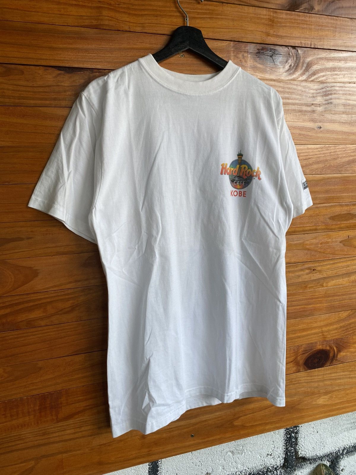 Hard Rock Cafe Vintage Hard Rock Cafe Kobe Heavy Tee White T-Shirt 1990s Size US M / EU 48-50 / 2 - 9 Thumbnail