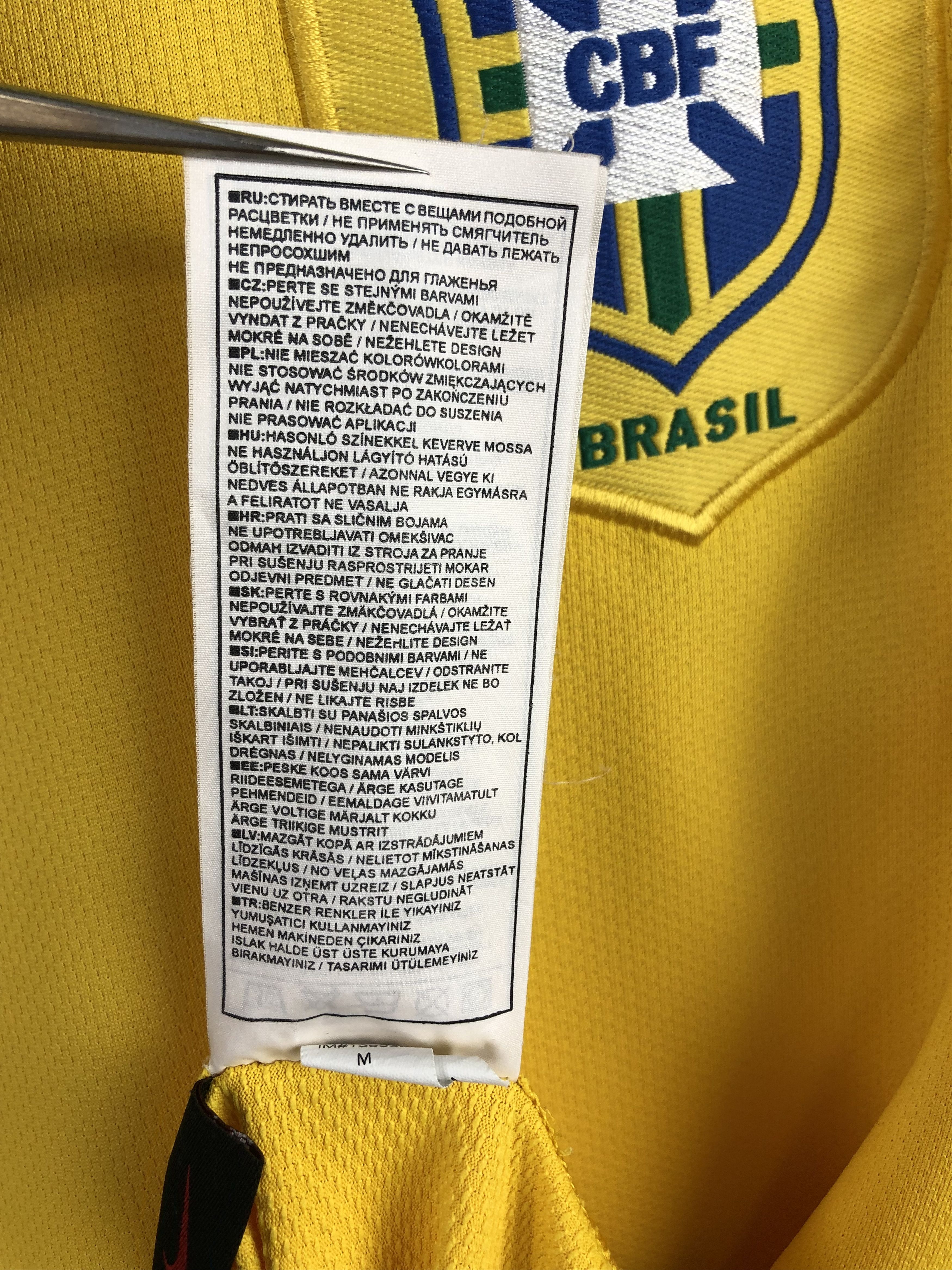 Nike × Vintage Brazil Home football shirt 2006 Soccer Nike Jersey Rare Size US M / EU 48-50 / 2 - 11 Thumbnail