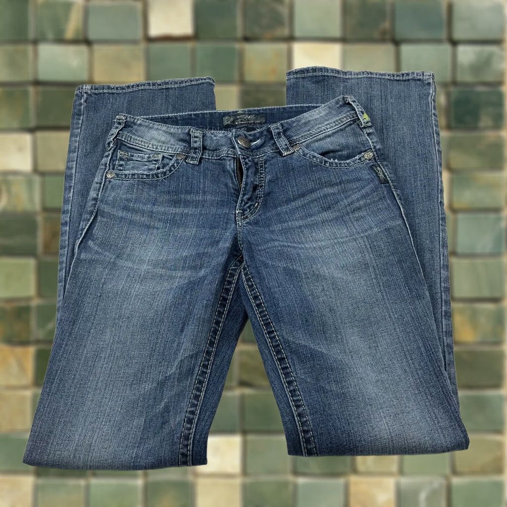 Vintage Silver Suki Flare Jeans 27W 34L Stretch Denim Cotton Blend 28in Waist 33.5in Inseam Women Size 27 Regular Blue Vintage: No Size 27" / US 4 / IT 40 - 1 Thumbnail