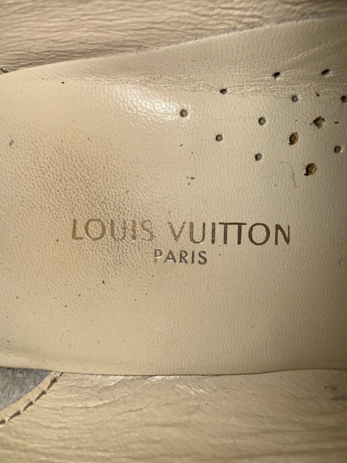 Louis Vuitton Louis Vuitton Paris LV monogram leather low sneakers 38 shoe Size US 8 / IT 38 - 11 Thumbnail