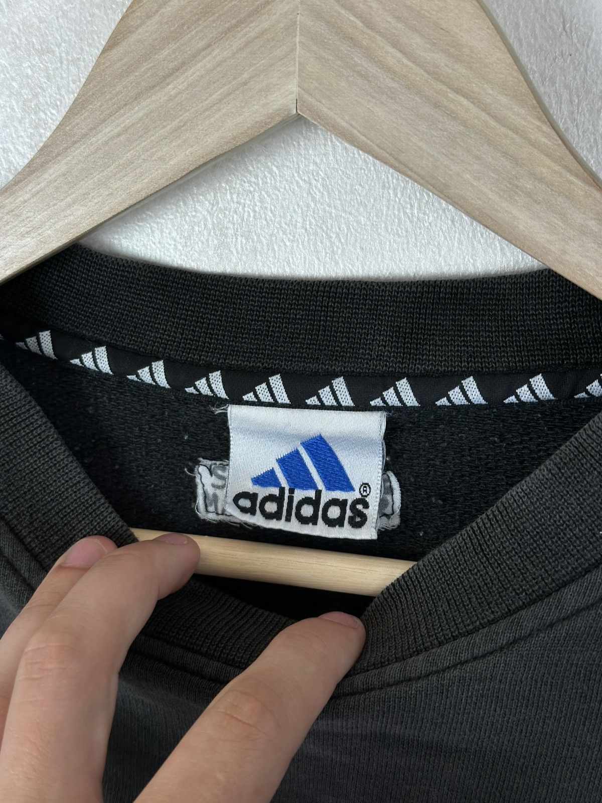 Adidas Vintage Adidas Sweatshirt Oversized Sun Faded 1999 Size US M / EU 48-50 / 2 - 6 Thumbnail