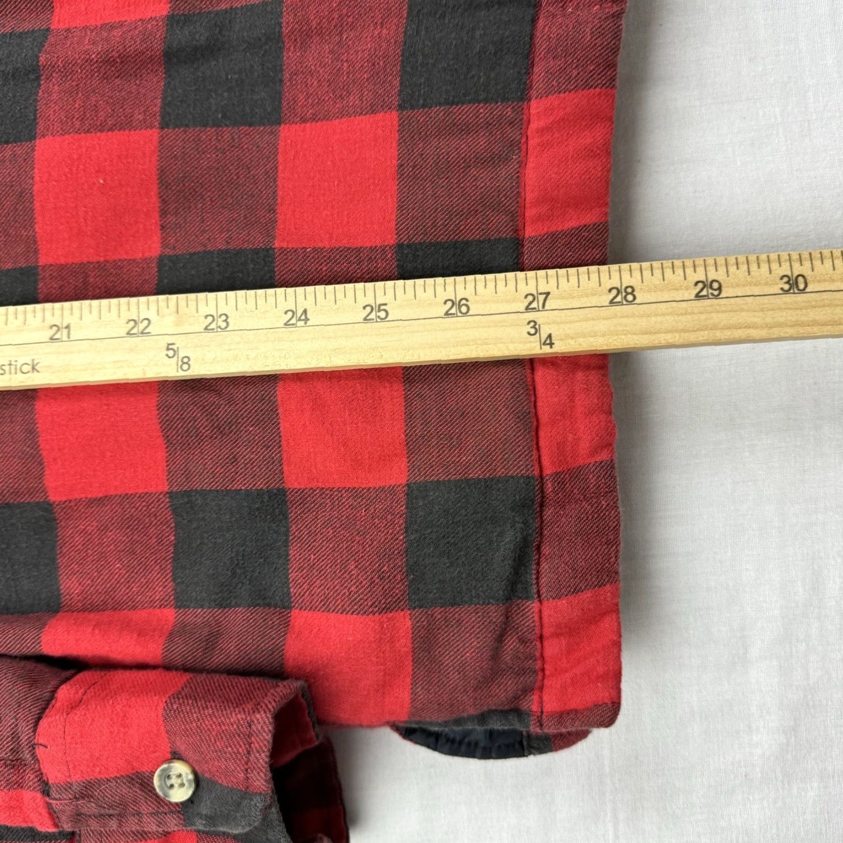 Arrow VINTAGE Arrow Sportswear Quilted Flannel Button-Up Shirt Adult Large Red Plaid Mens 90s Camping Hunting Arrow Shirt Regular Fit Size US L / EU 52-54 / 3 - 7 Thumbnail