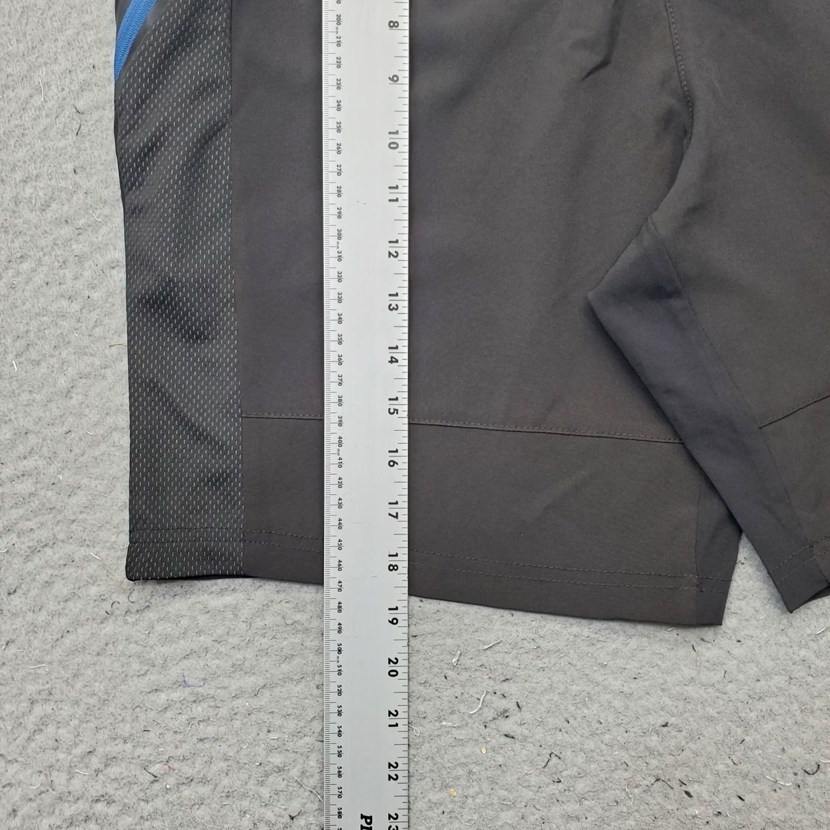 Vintage RBX Active Running Shorts Mens Medium Black Quick Dry Breathable Comfort Pockets Athletic Summer 90s (no decade in title) Size US 29 - 3 Thumbnail