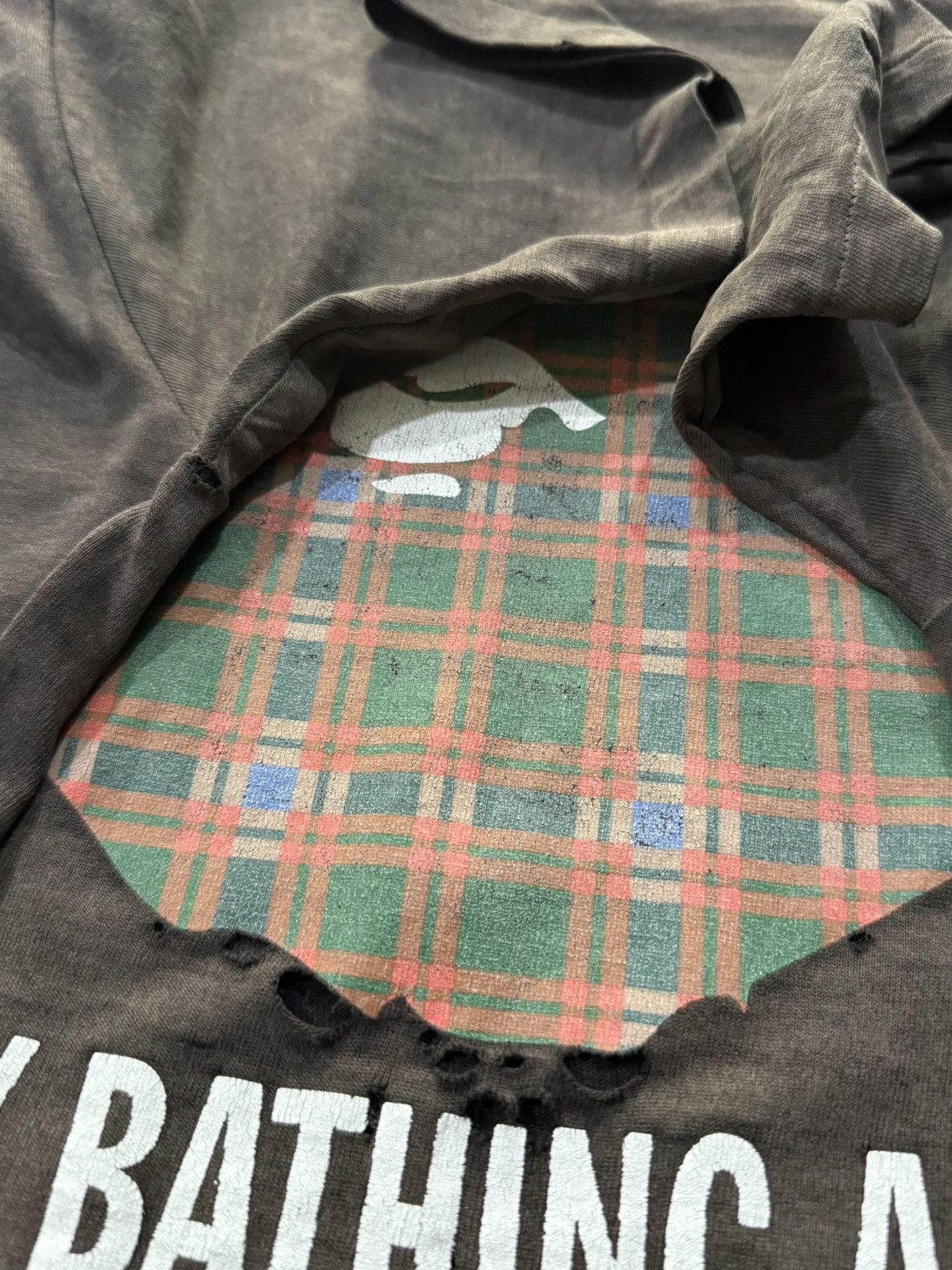 Bape Thrashed Vintage Bathing Ape Sun Faded Japan Tee Size US M / EU 48-50 / 2 - 16 Thumbnail