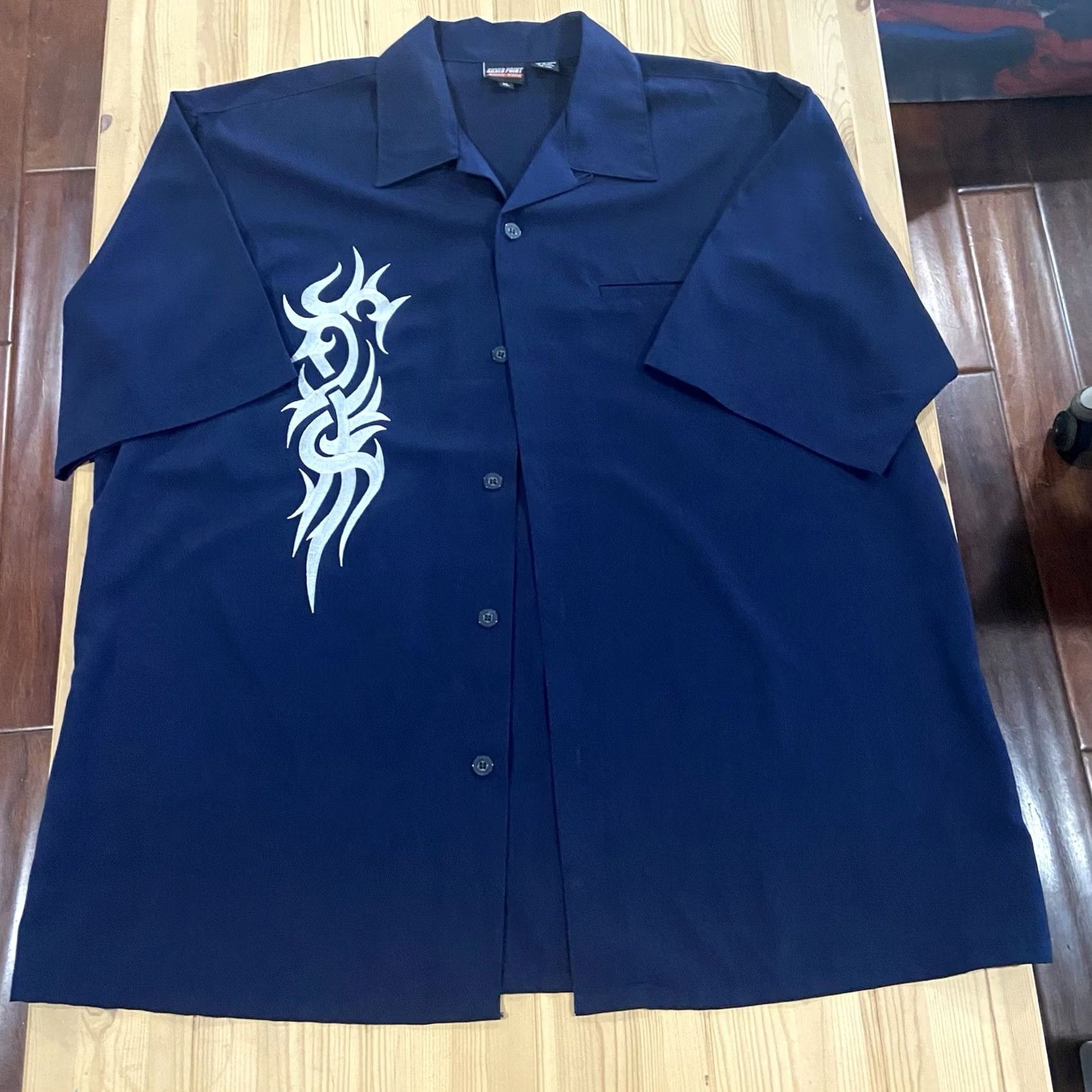 Vintage Silver Point Shirt Mens Tribal Embroidered Blue Short Sleeve Button Up Y2K XL Size US XL / EU 56 / 4 - 2 Thumbnail