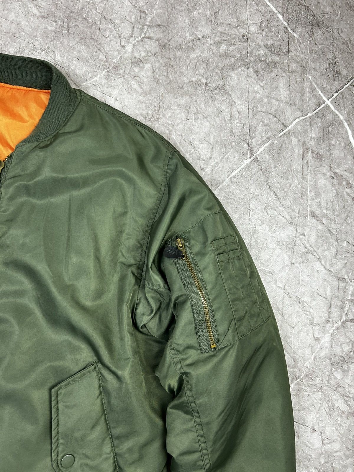 Vintage Vintage MA 1 Bomber Jacket Reversible Military Flyers Nylon Size US S / EU 44-46 / 1 - 5 Thumbnail