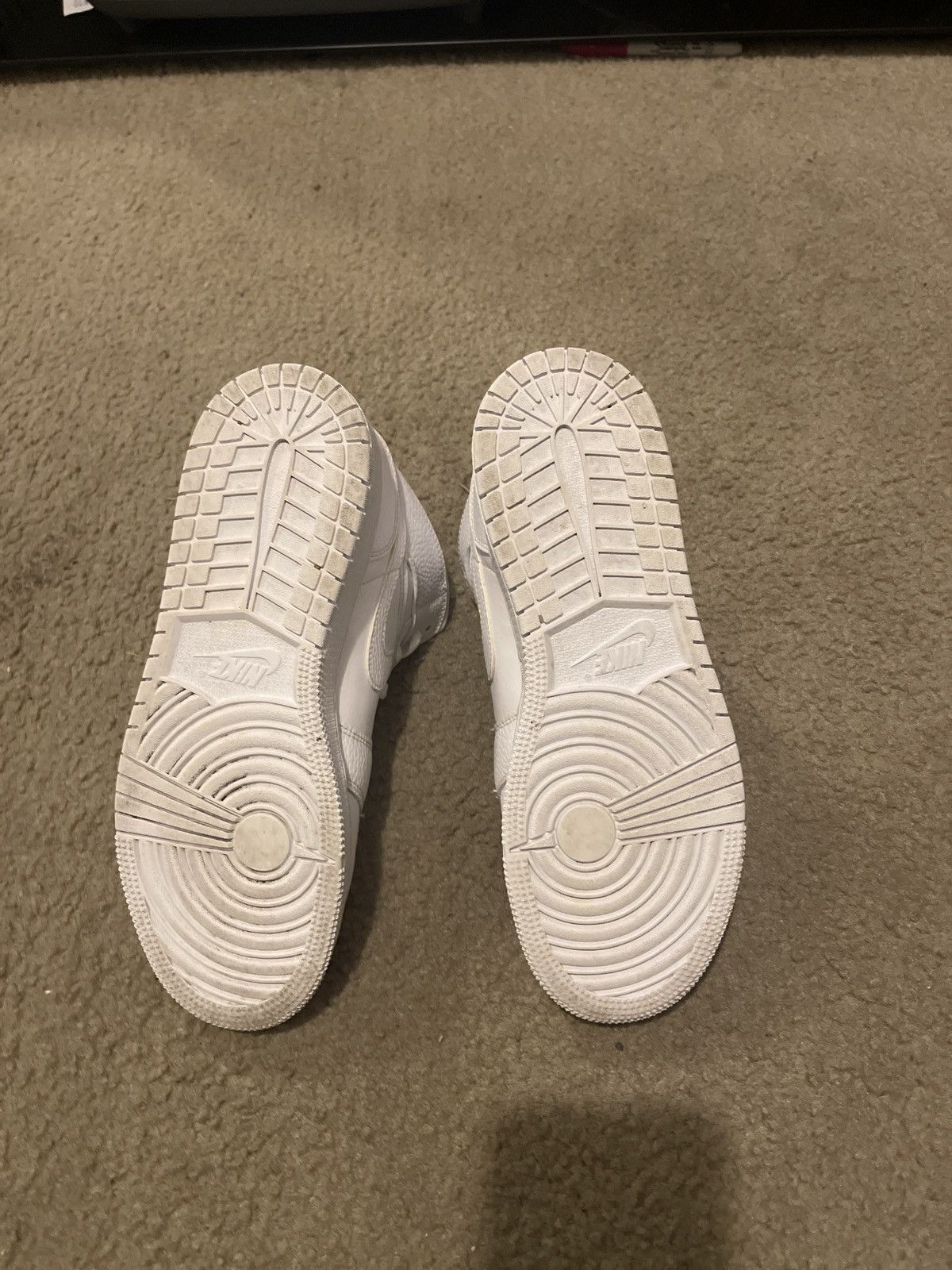 Nike Mid Retro 1 GS 6.5y Size US 6.5 / EU 39-40 - 5 Thumbnail